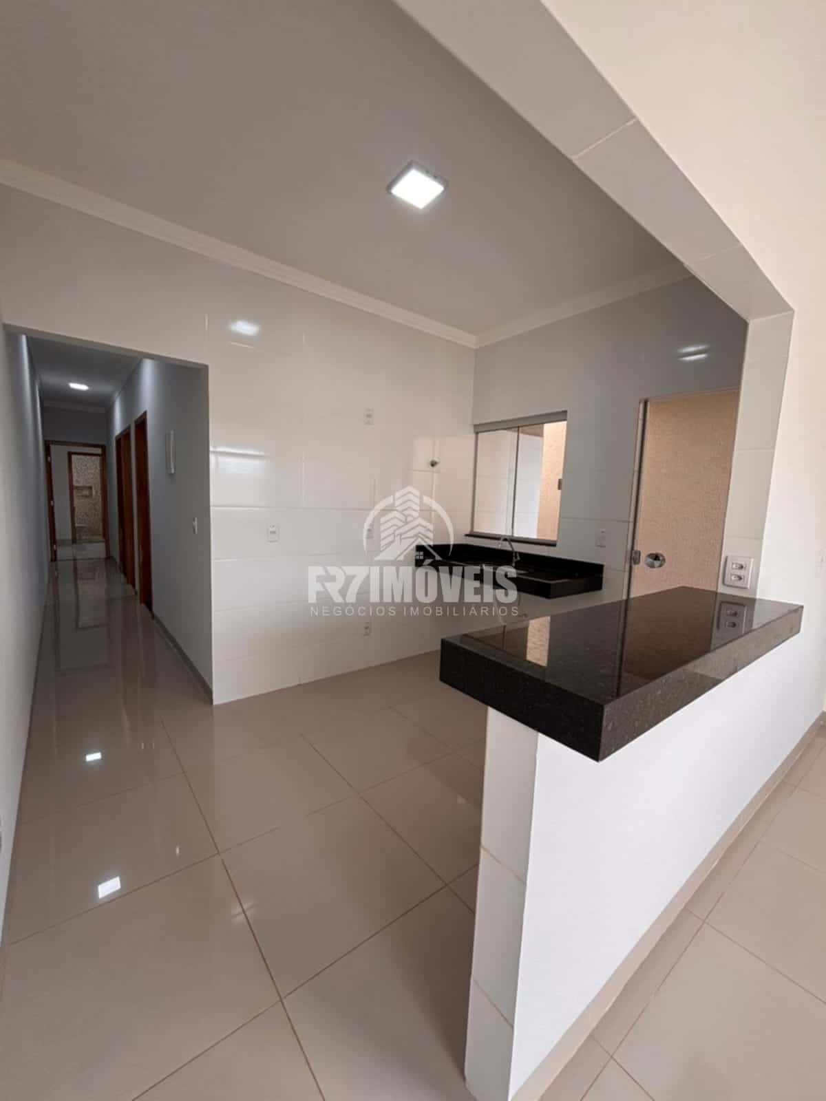 CASA COM ÓTIMA LOCALIZAÇÃO NO SETOR ORLANDO DE MORAIS - GOIÂNIA/GO