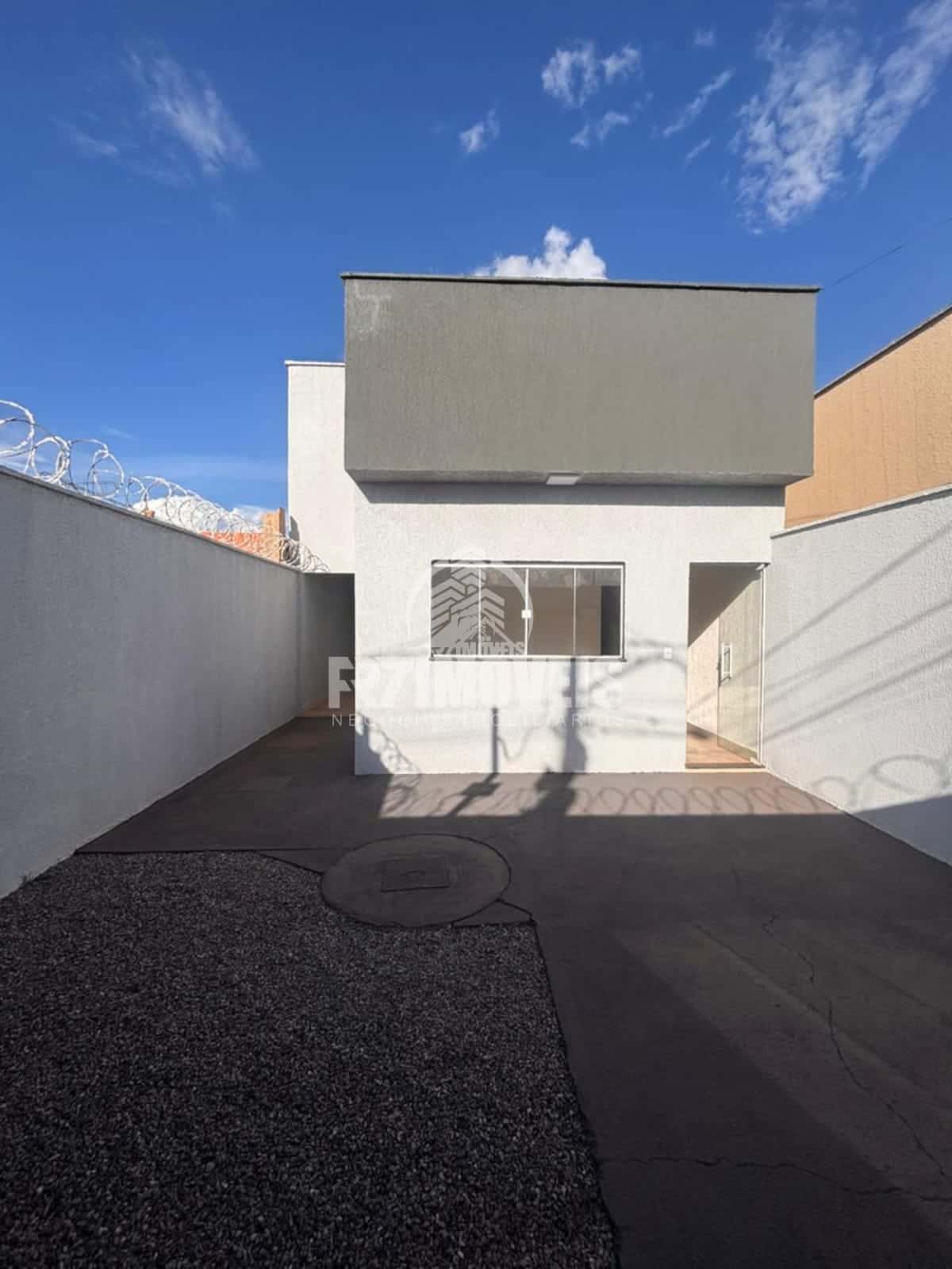 CASA NO SETOR ORLANDO DE MORAIS - GOIÂNIA/GO