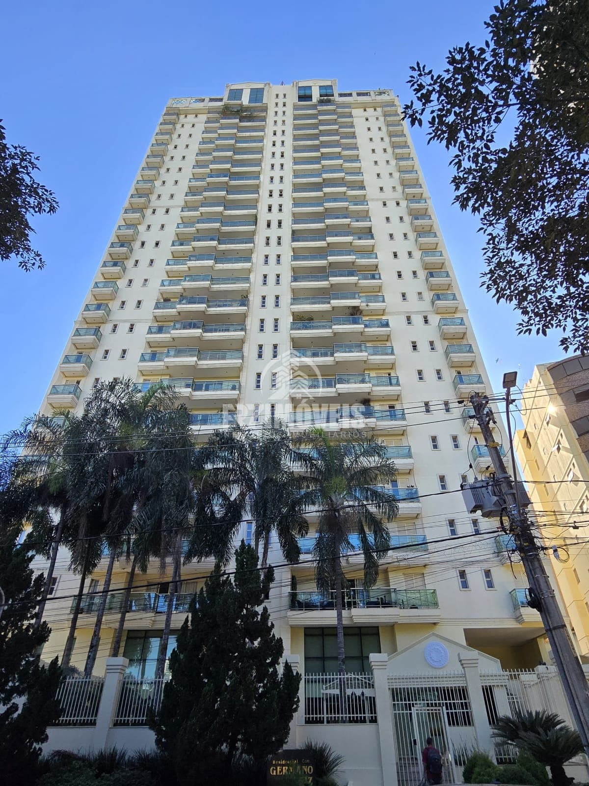 APARTAMENTO VISTA PARA O LAGO DAS ROSAS NO COMDOMÍNIO GERMANO RORIZ SETOR OESTE - GOIÂNIA/GO
