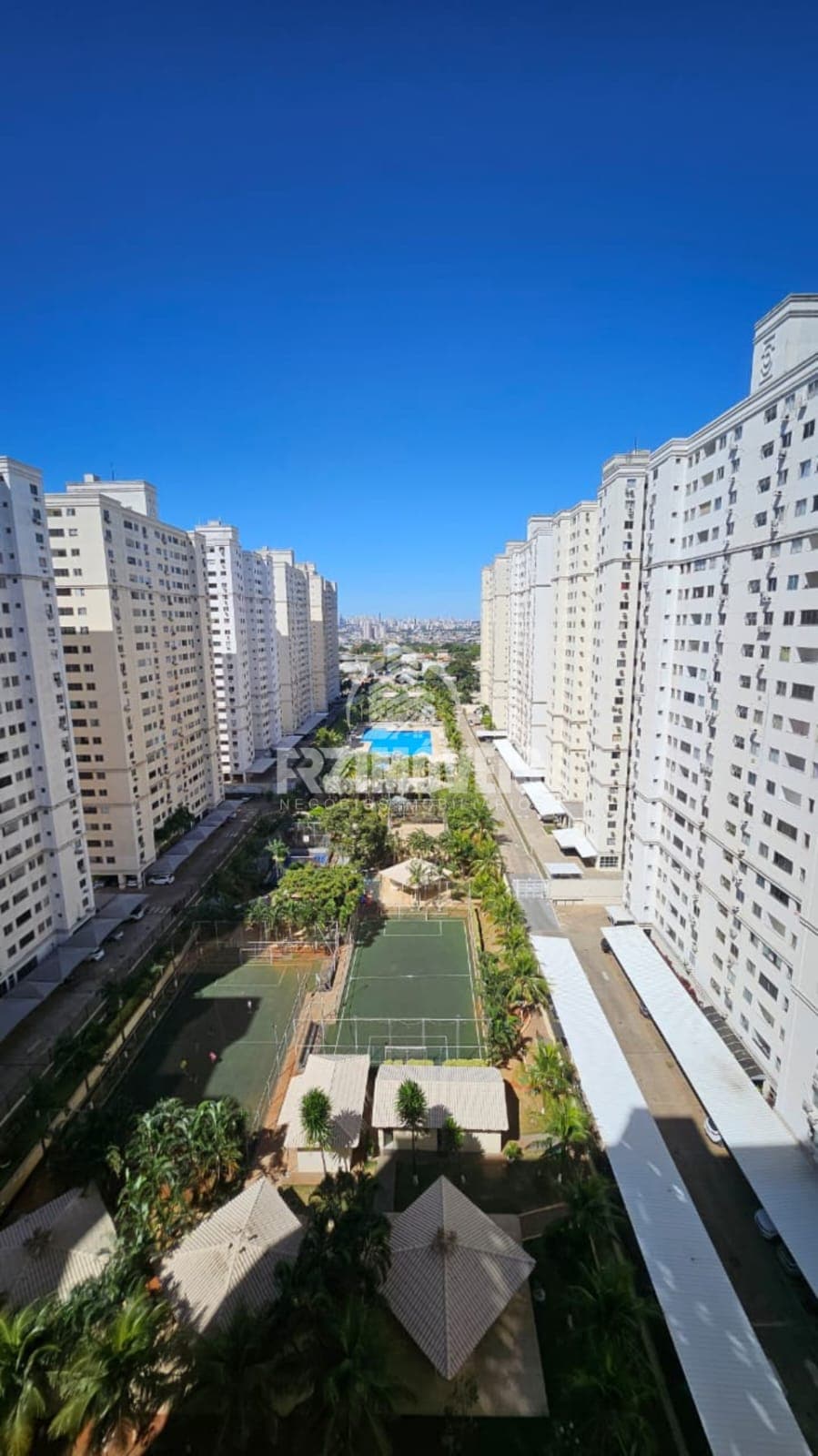 APARTAMENTO COM VISTA PRA LAZER NO BORGES LANDEIRO TROPICALE - GOIÂNIA/GO