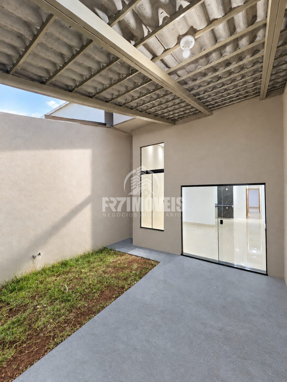 CASA NO ESTRELA DALVA - GOIÂNIA/GO