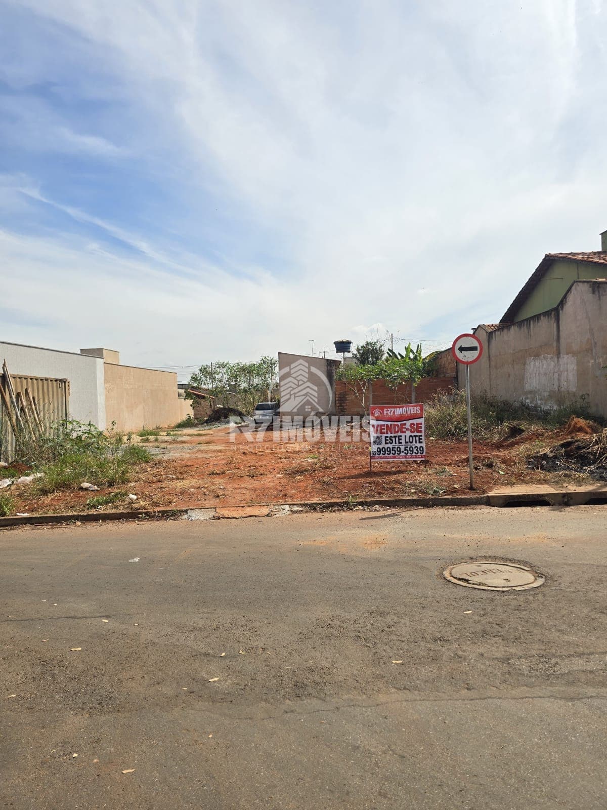 LOTE NO SETOR RESIDENCIAL SHANGRILA - GOIÂNIA/GO