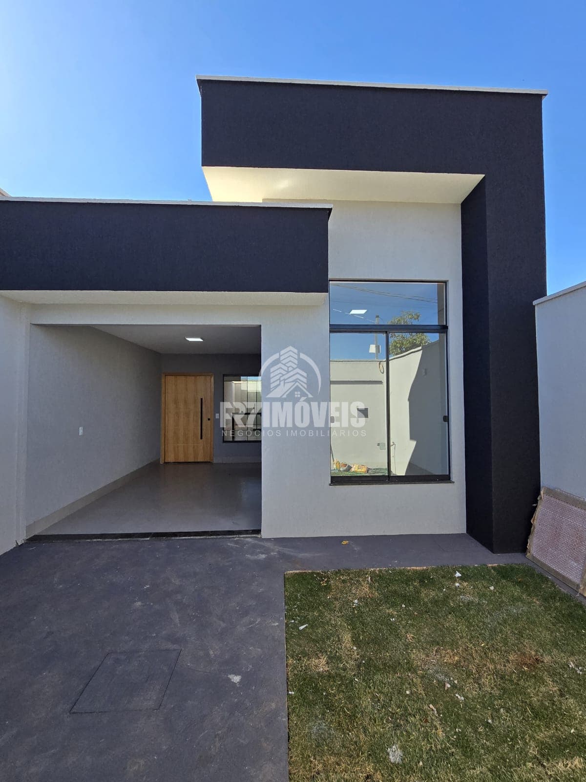 CASA COM EXCELENTE LOCALIZAÇÃO NO SETOR ORLANDO DE MORAIS - GOIÂNIA/GO