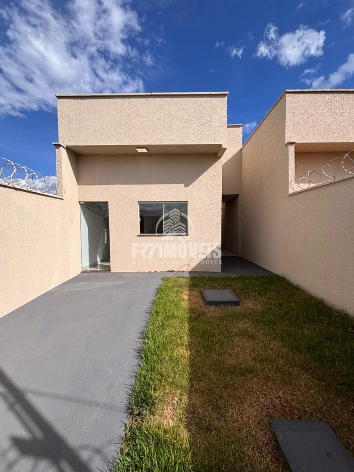 CASA COM ÓTIMA LOCALIZAÇÃO NO SETOR ORLANDO DE MORAIS - GOIÂNIA/GO