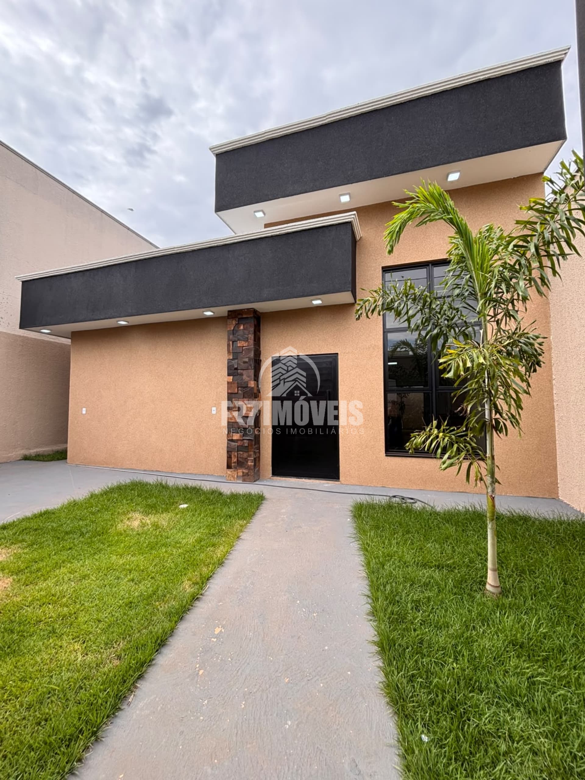 CASA NO RESIDENCIAL MIRANTE– GOIÂNIA/GO
