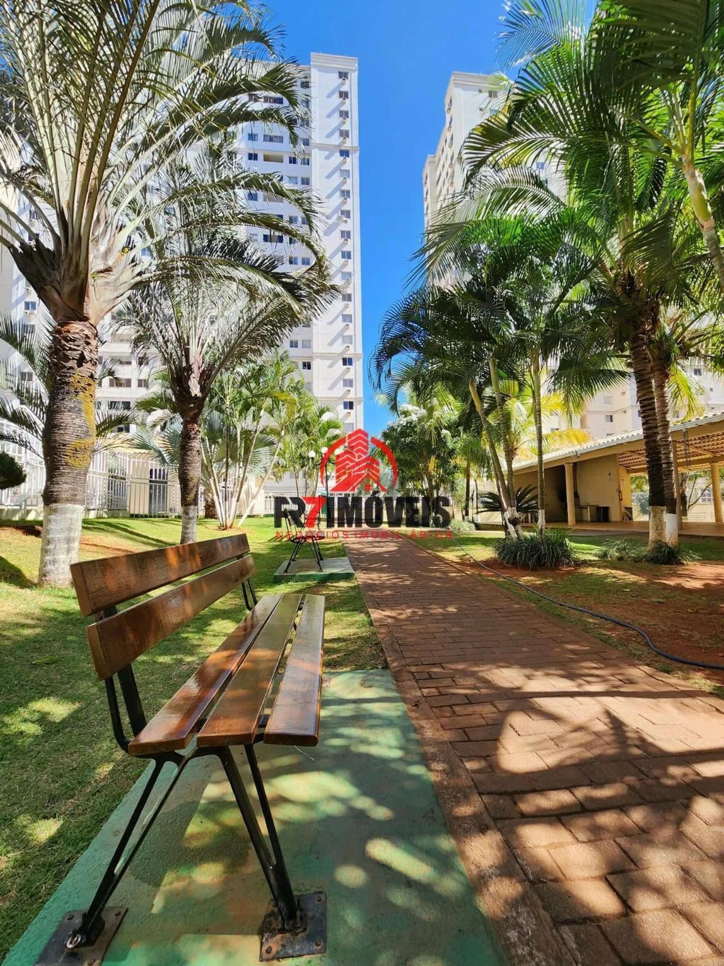 APARTAMENTO NO COND. BORGES LANDEIRO - GOIÂNIA/GO
