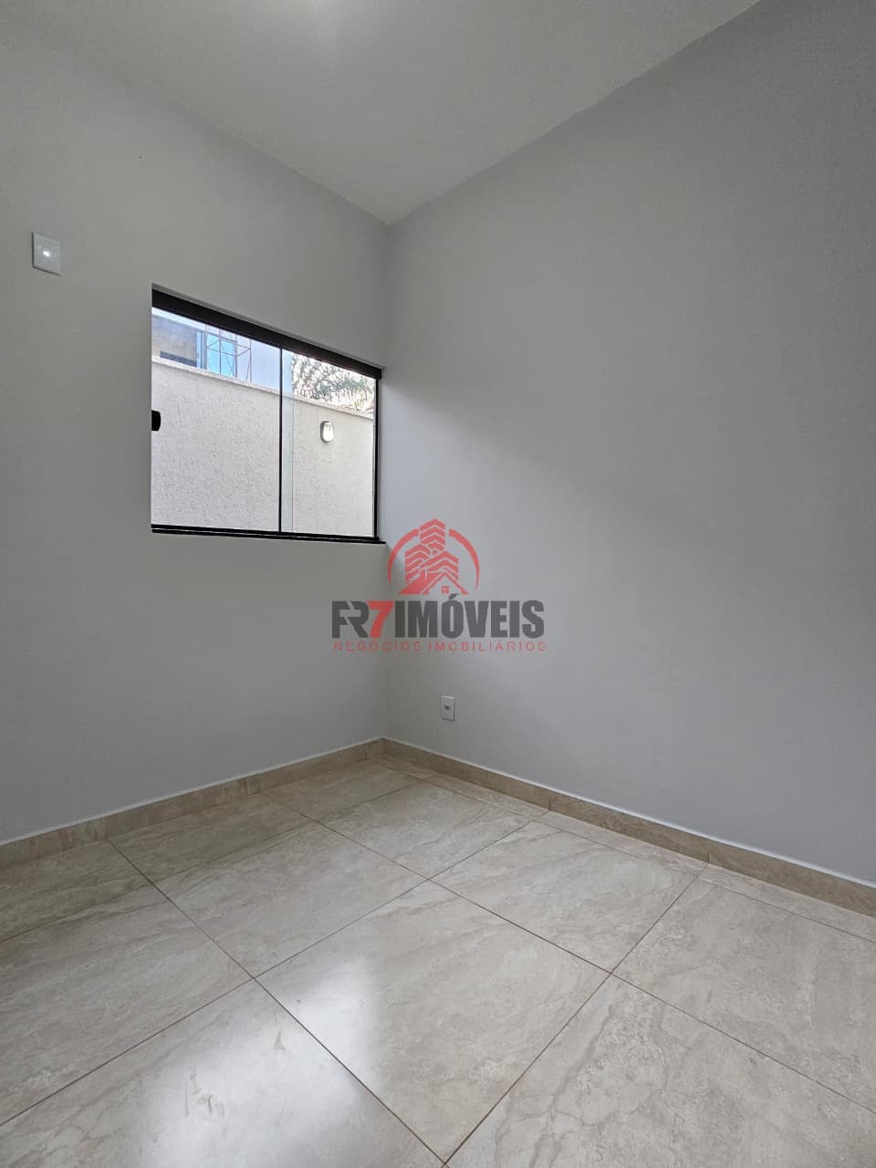 CASA 3 QUARTOS JARDIM DAS HORTÊNCIAS - GOIÂNIA/GO
