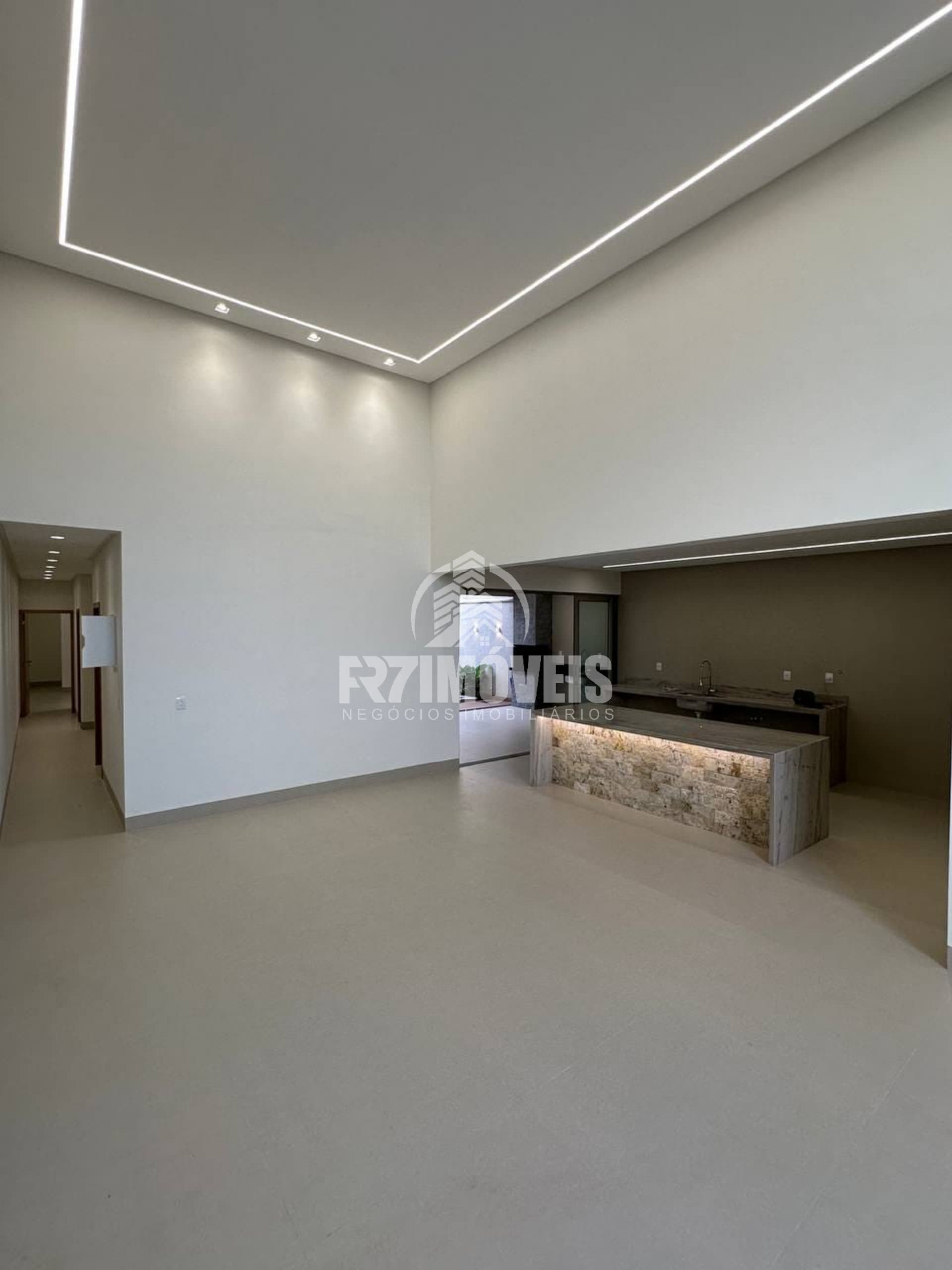 CASA ALTO PADRÃO NO RESIDENCIAL BARRAVENTO- GOIÂNIA/GO