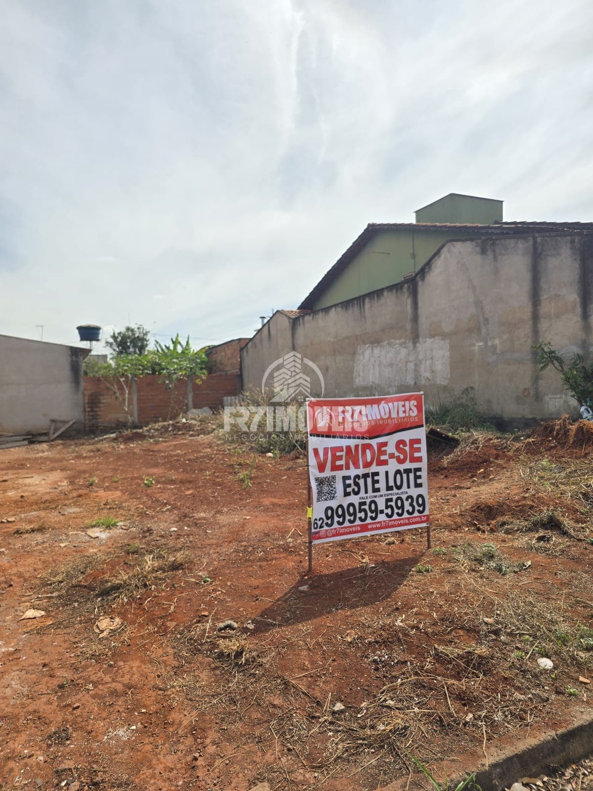 LOTE NO SETOR RESIDENCIAL SHANGRILA - GOIÂNIA/GO