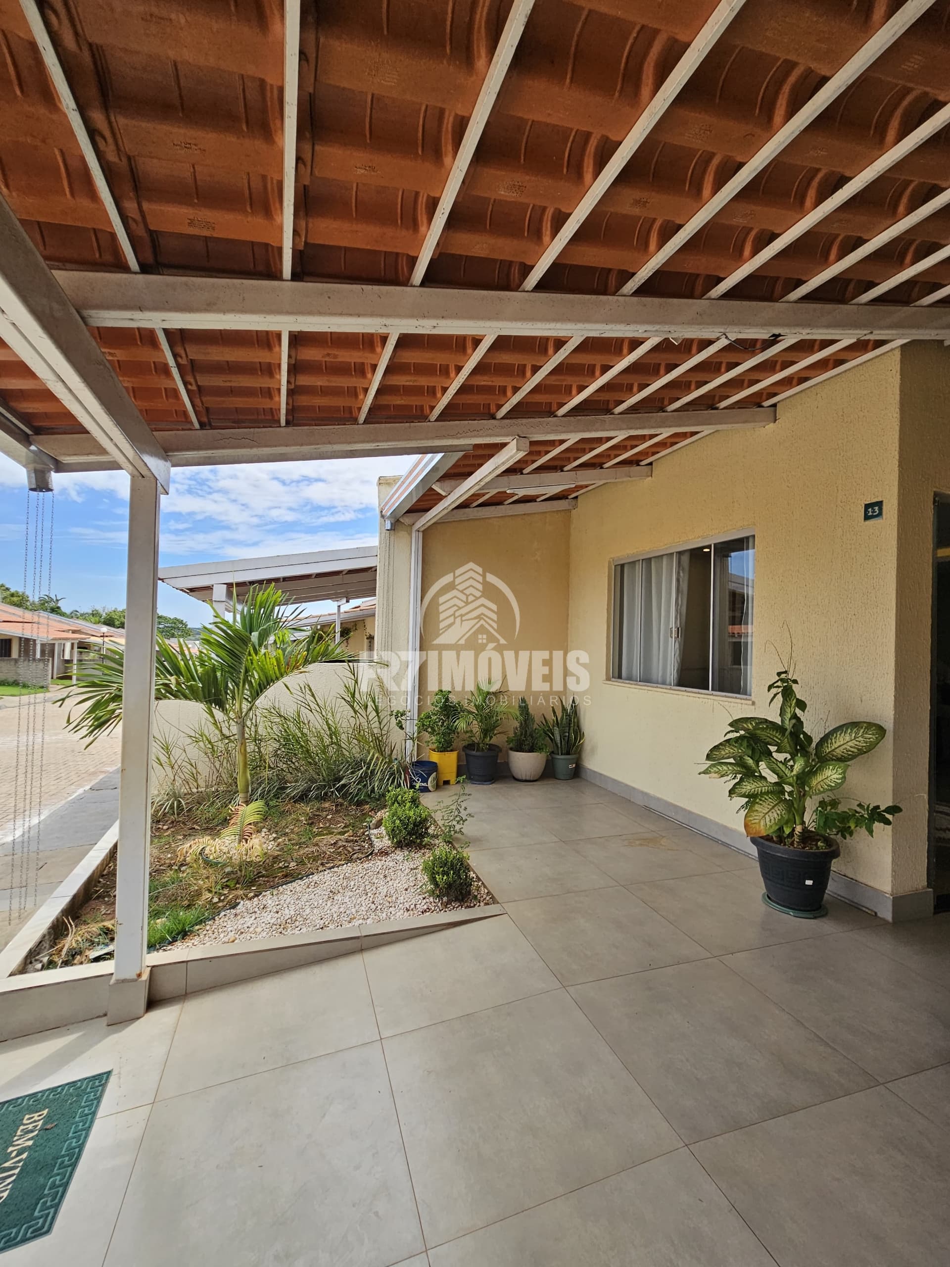 CASA NO CONDOMÍNIO ARUEIRA -  SETOR ESTRELA DALVA – GOIÂNIA/GO