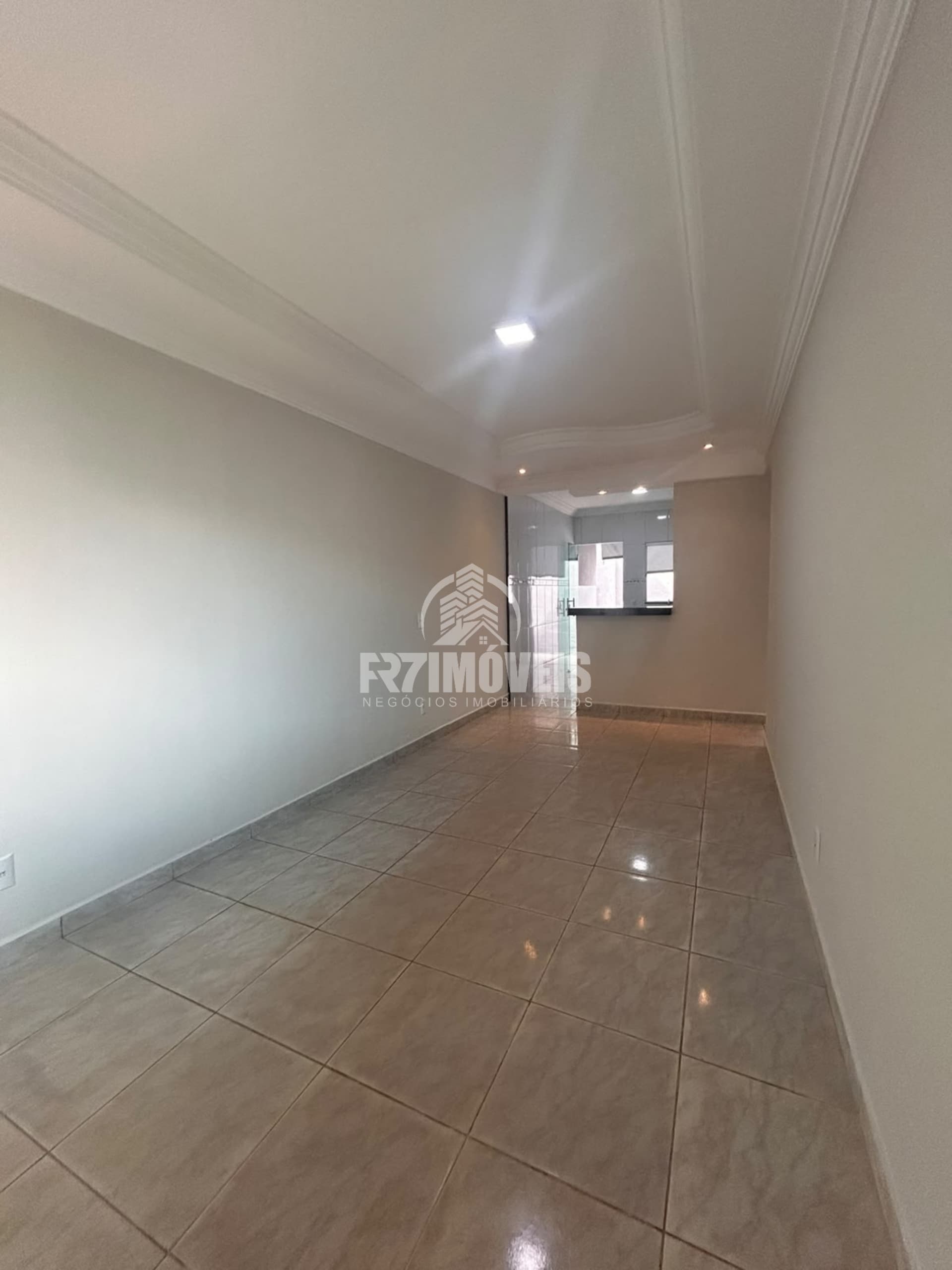 CASA NO SETOR PARQUE DAS FLORES – GOIÂNIA/GO