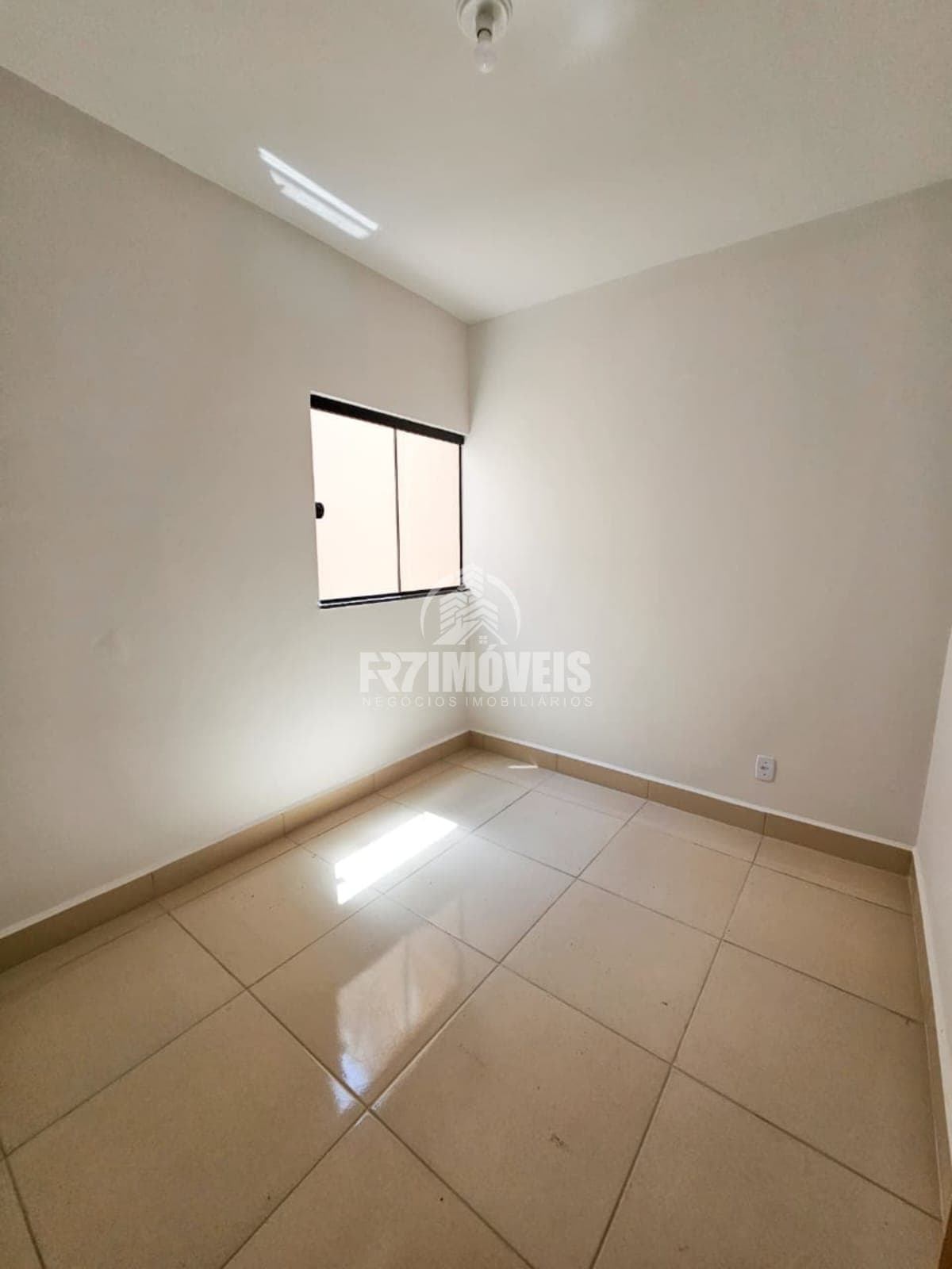 CASA NO PARQUE INDUSTRIAL JOÃO BRAZ – GOIÂNIA/GO