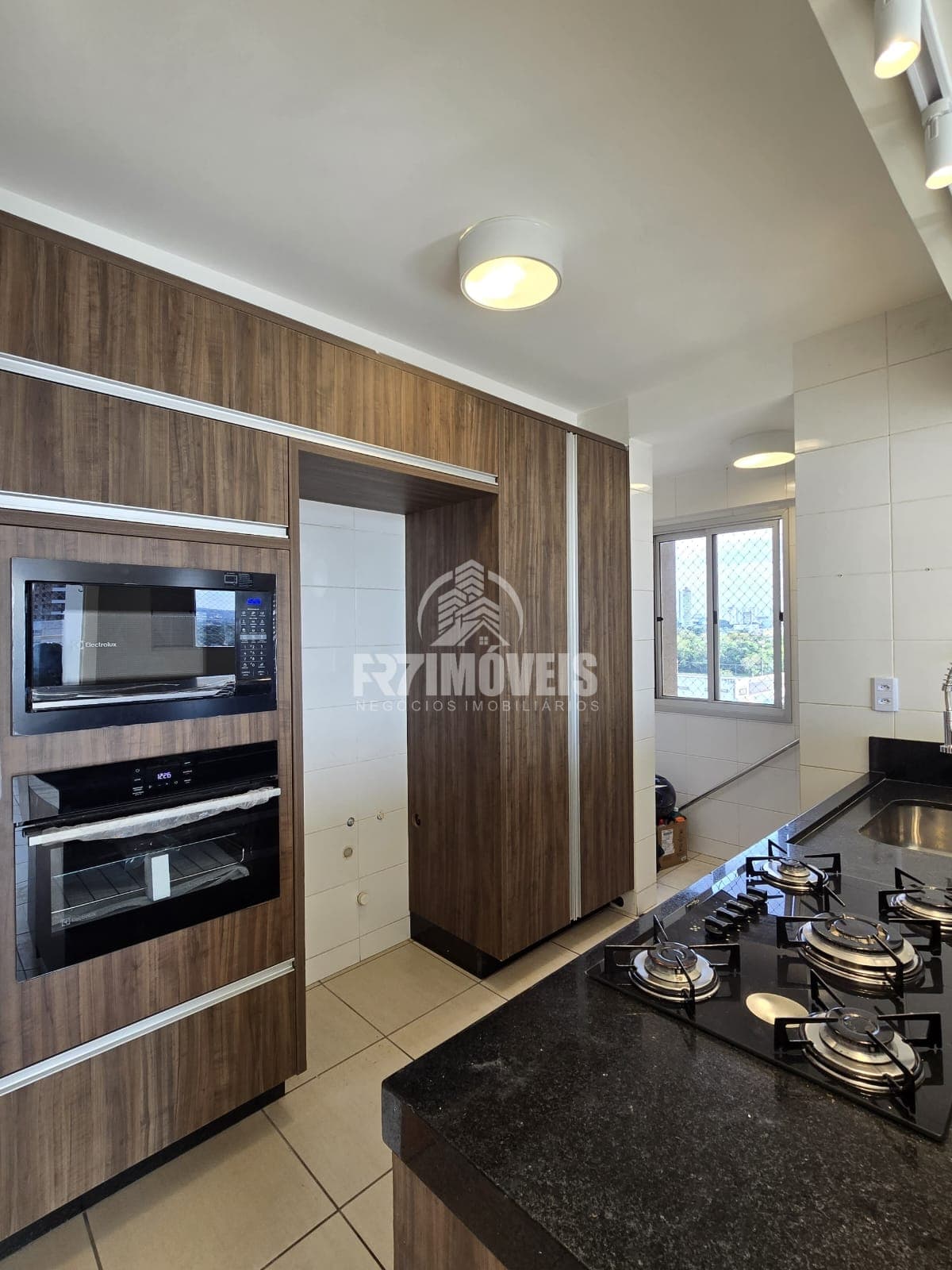 APARTAMENTO NO SETOR BUENO - GOIÂNIA/GO