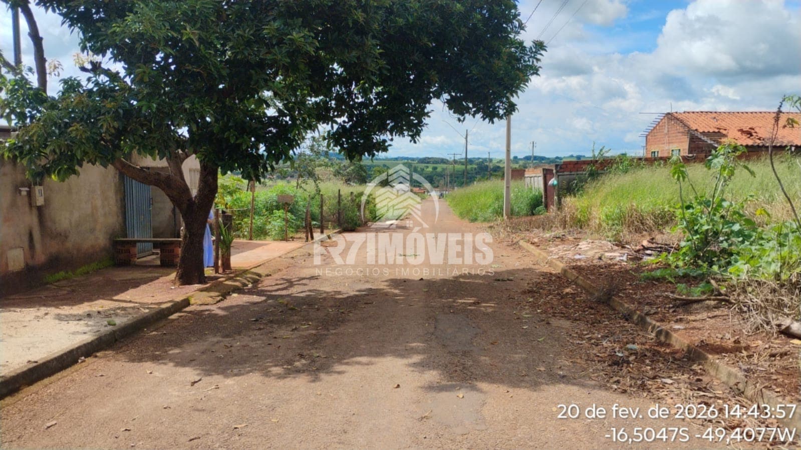 LOTE NO RESIDENCIAL LAGO AZUL II - GOIÂNIA/GO