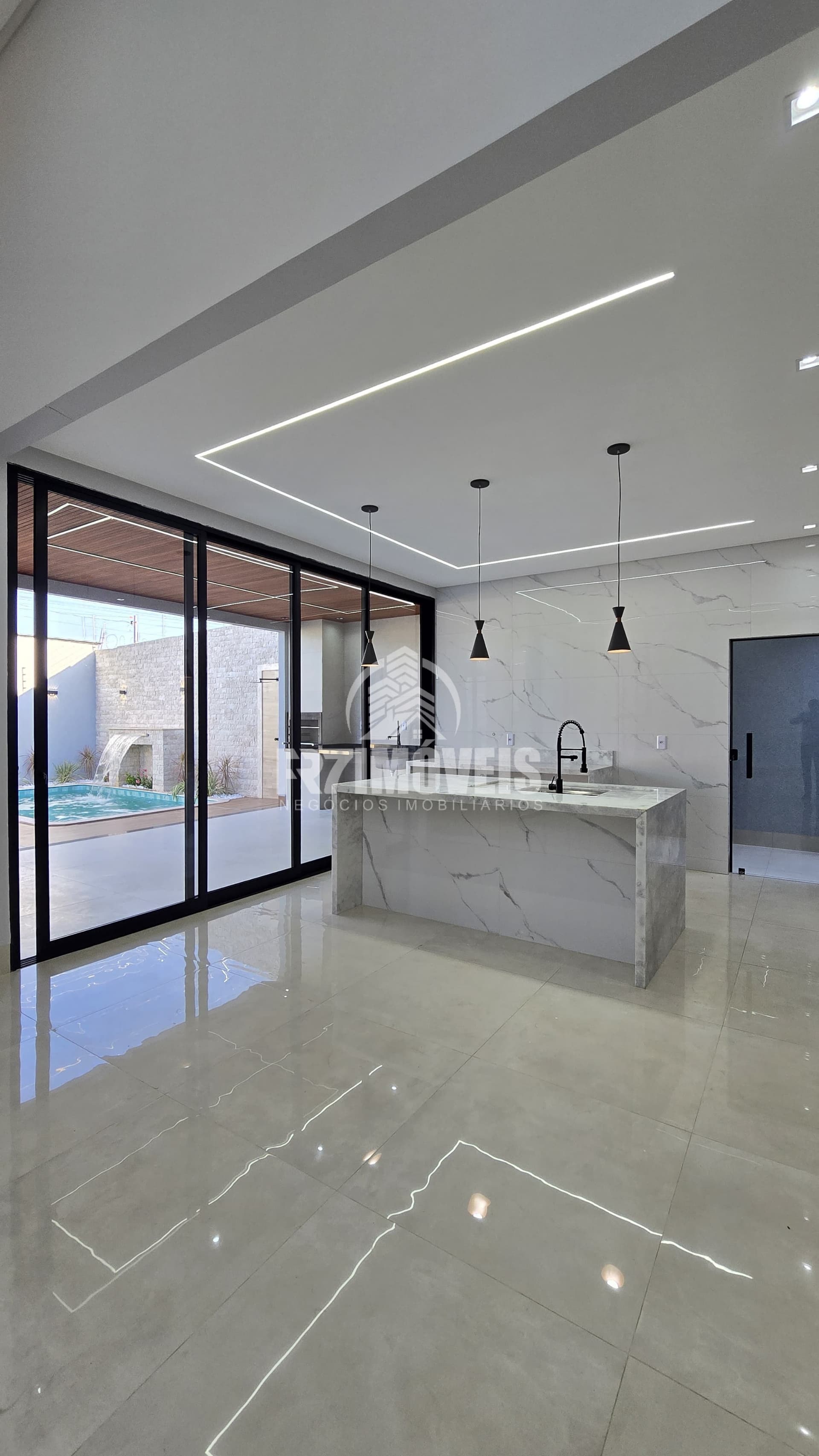 CASA ALTO PADRÃO NO RESIDENCIAL DAS ACÁCIAS- GOIÂNIA/GO