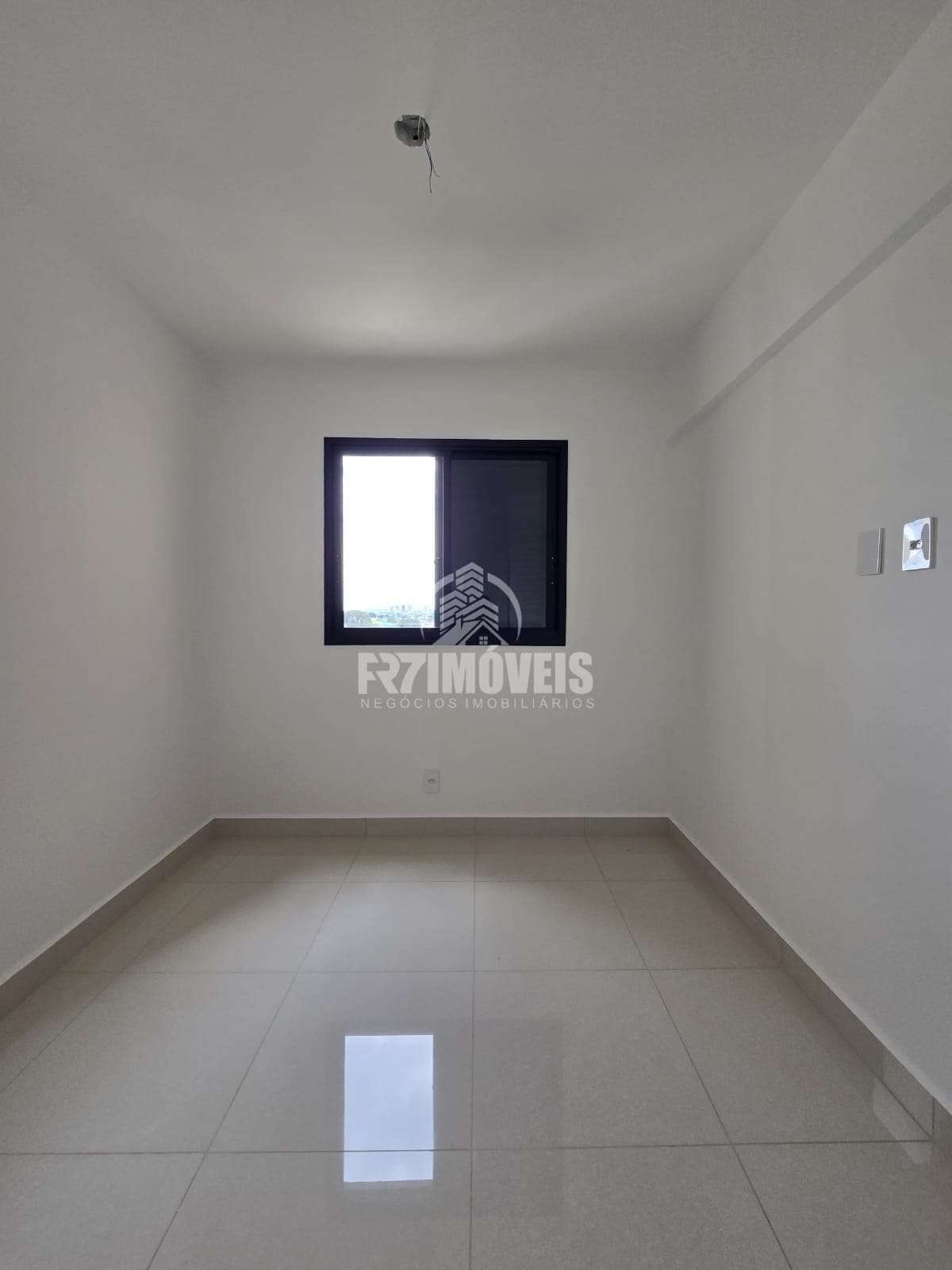 APARTAMENTO 2Q - DGN - NO SETOR CRIMEIA OESTE - GOIÂNIA/GO
