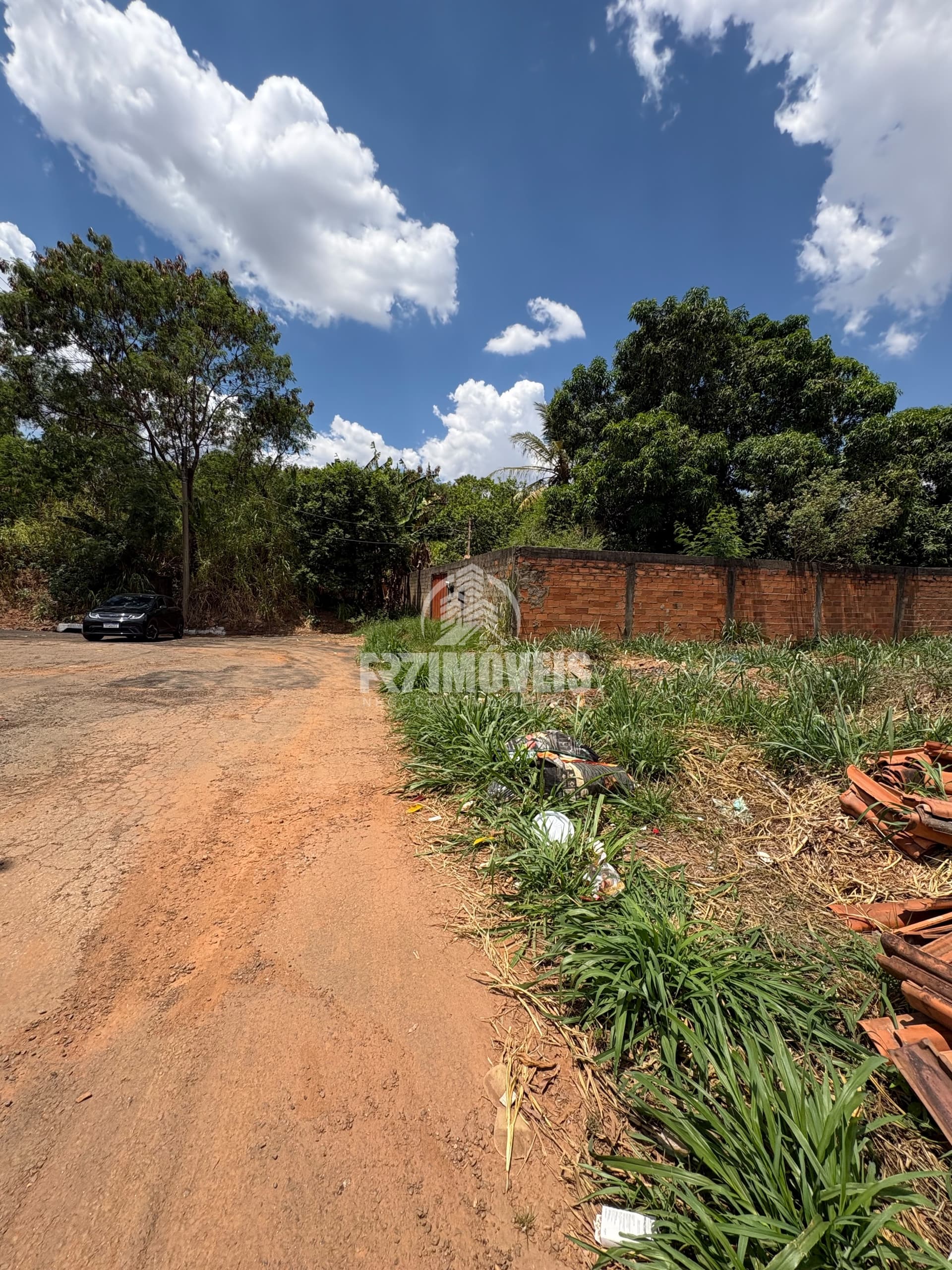 LOTE NO SETOR GENTIL MEIRELES - GOIÂNIA/GO