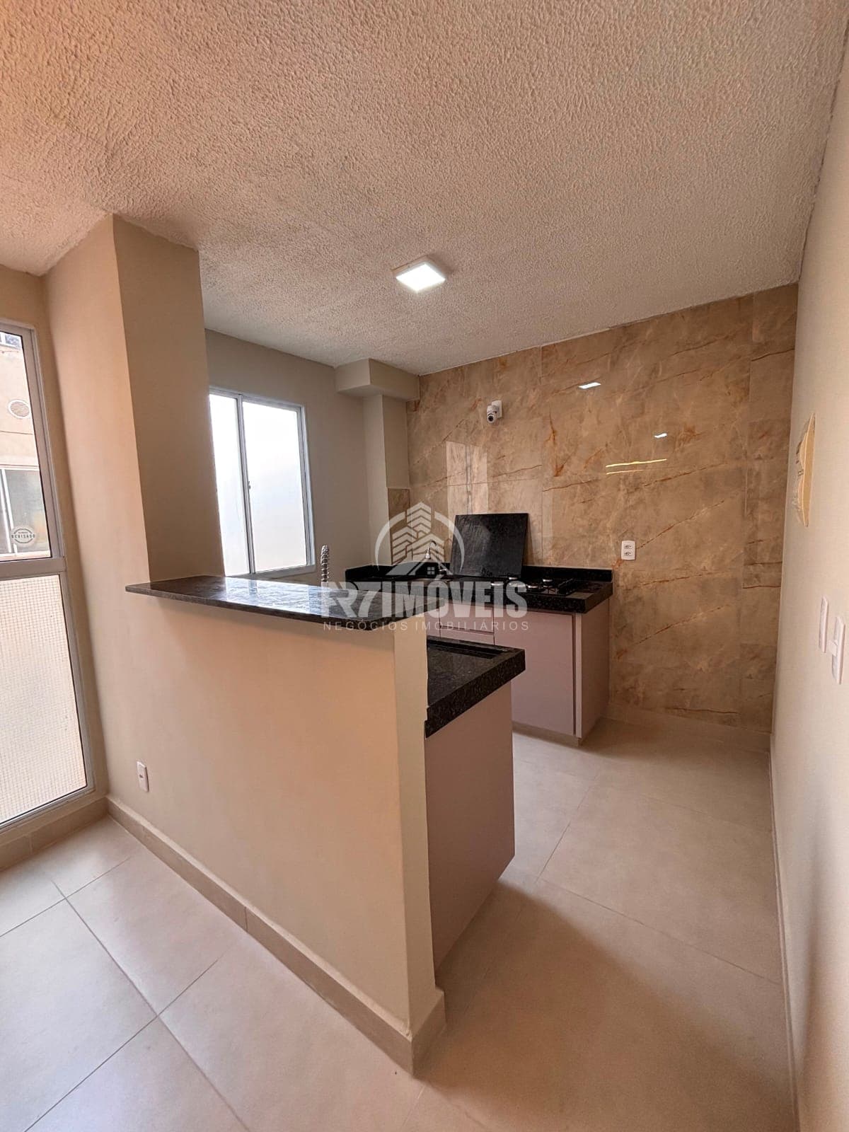 APARTAMENTO NO CONDOMÍNIO GRAN PROVENCE COM ENTRADA BAIXA - GOIÂNIA/GO