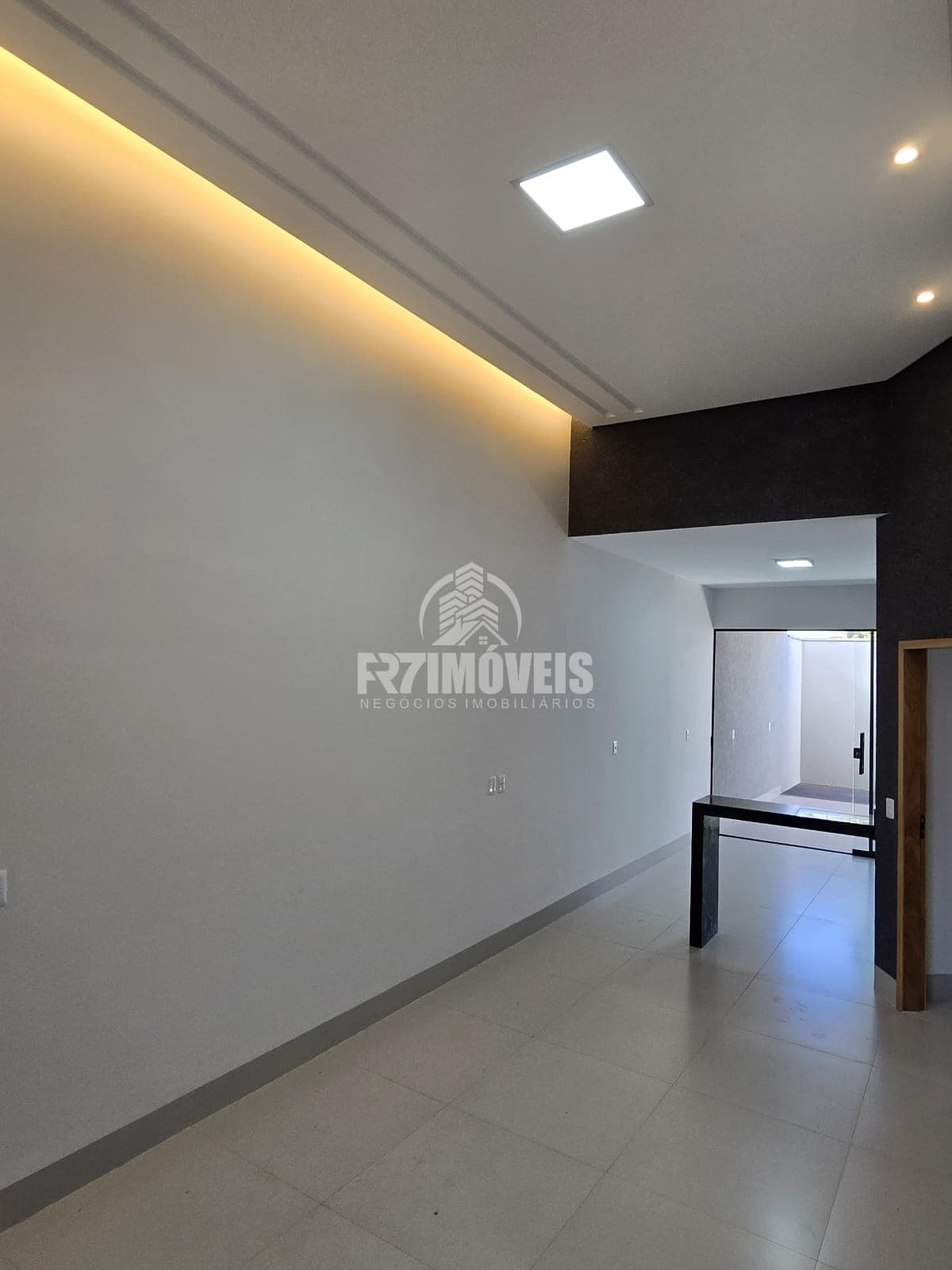 CASA COM EXCELENTE LOCALIZAÇÃO NO SETOR ORLANDO DE MORAIS - GOIÂNIA/GO