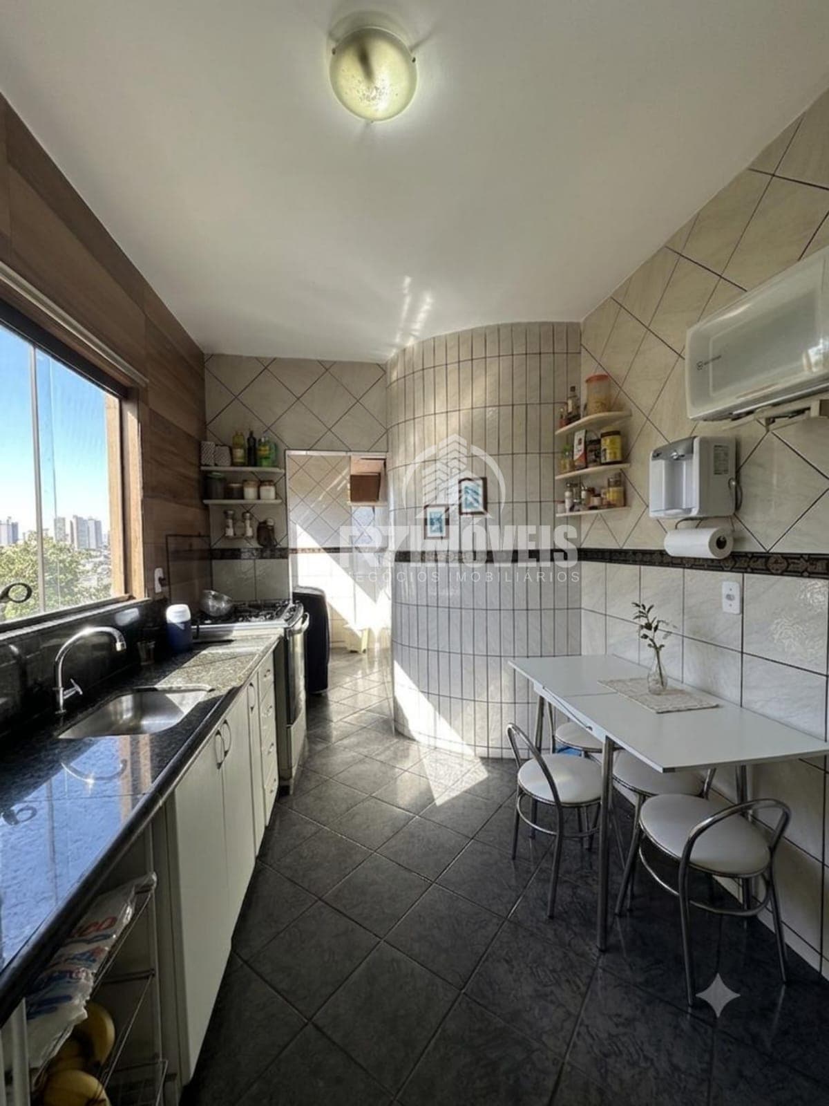 IMÓVEL RESIDENCIAL E COMERCIAL NA VILA JOÃO VAZ - GOIÂNIA/GO