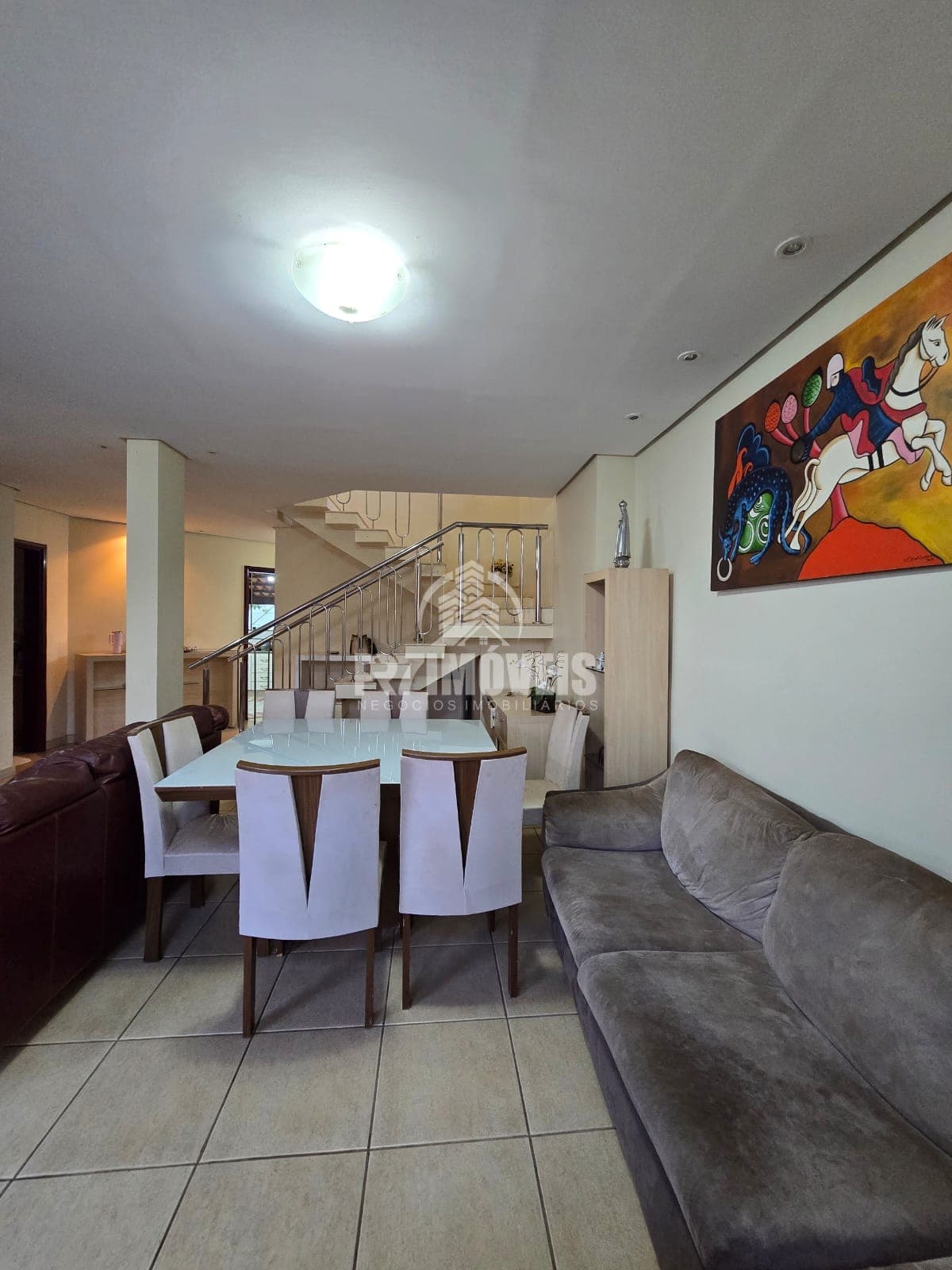 SOBRADO NO CONDOMÍNIO GRAN VILLE - RESIDENCIAL ELDORADO - GOIÂNIA/GO