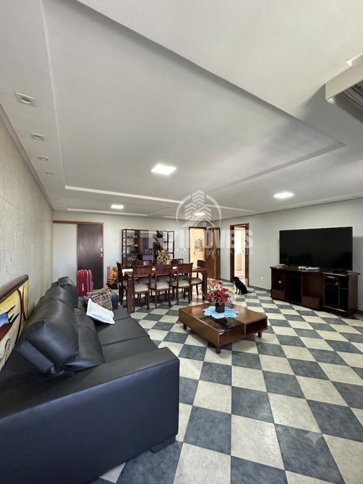 IMÓVEL RESIDENCIAL E COMERCIAL NA VILA JOÃO VAZ - GOIÂNIA/GO