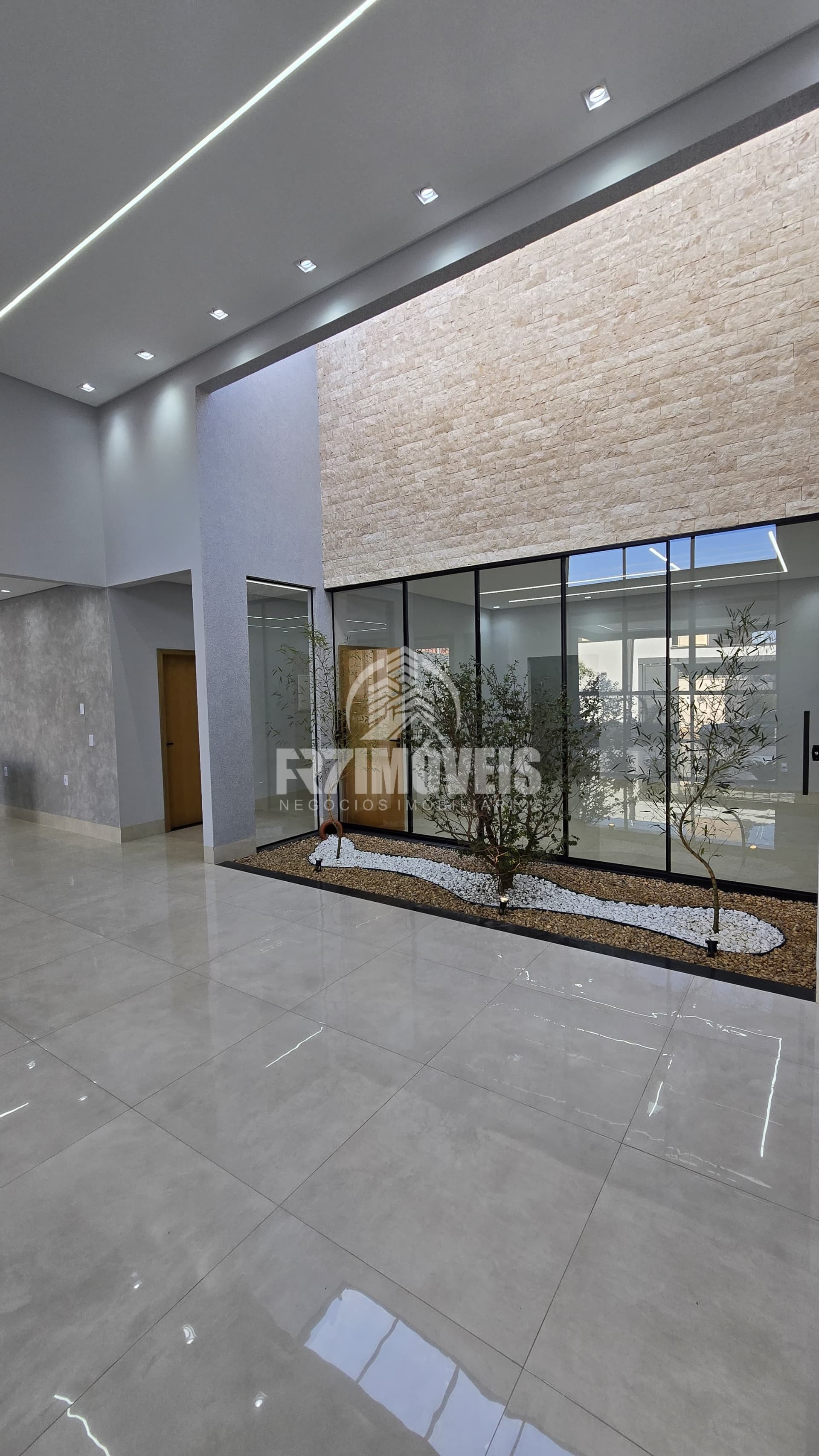 CASA ALTO PADRÃO NO RESIDENCIAL DAS ACÁCIAS- GOIÂNIA/GO