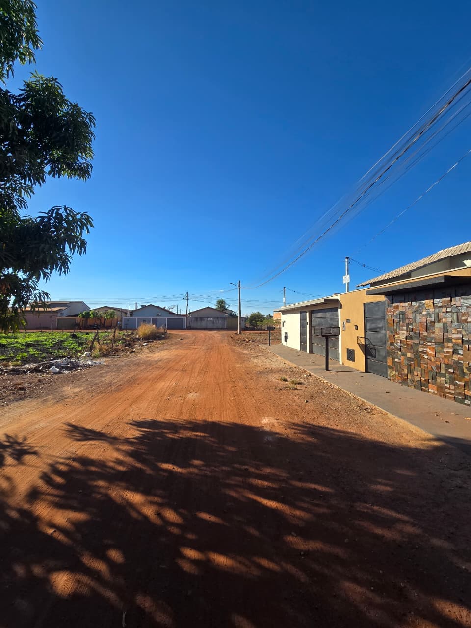 LOTE NO SETOR VILA OPERÁRIA - PORANGATU/GO