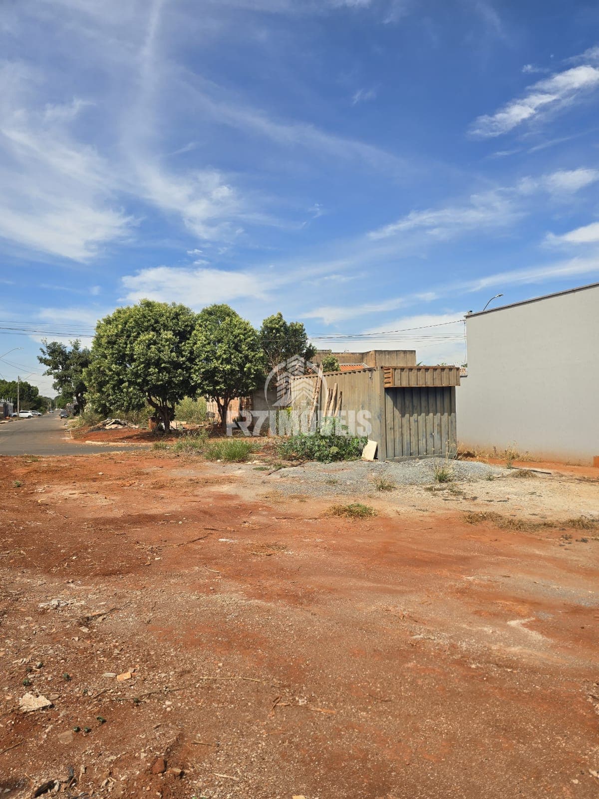 LOTE NO SETOR RESIDENCIAL SHANGRILA - GOIÂNIA/GO