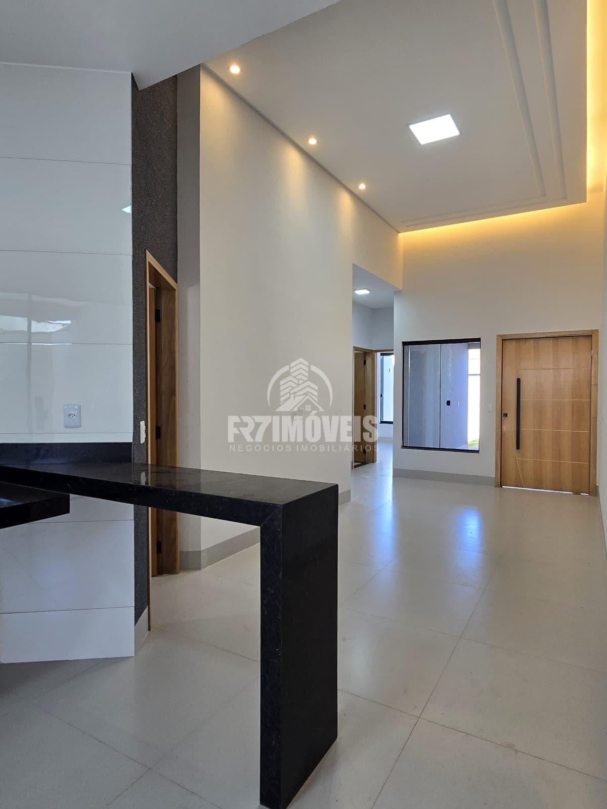CASA COM EXCELENTE LOCALIZAÇÃO NO SETOR ORLANDO DE MORAIS - GOIÂNIA/GO