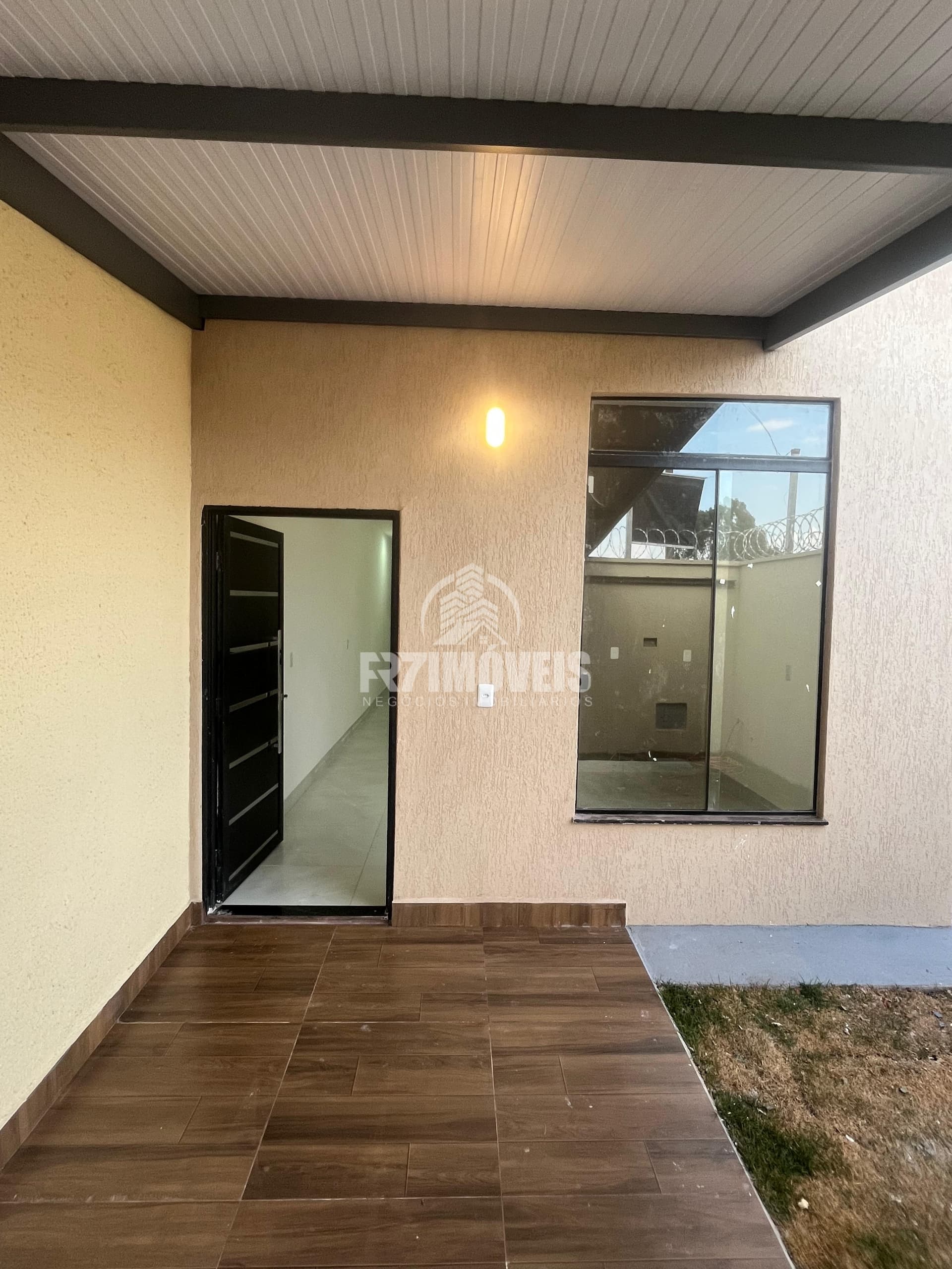 CASA COM ENTRADA REDUZIDA NO SETOR ORLANDO DE MORAIS – GOIÂNIA/GO