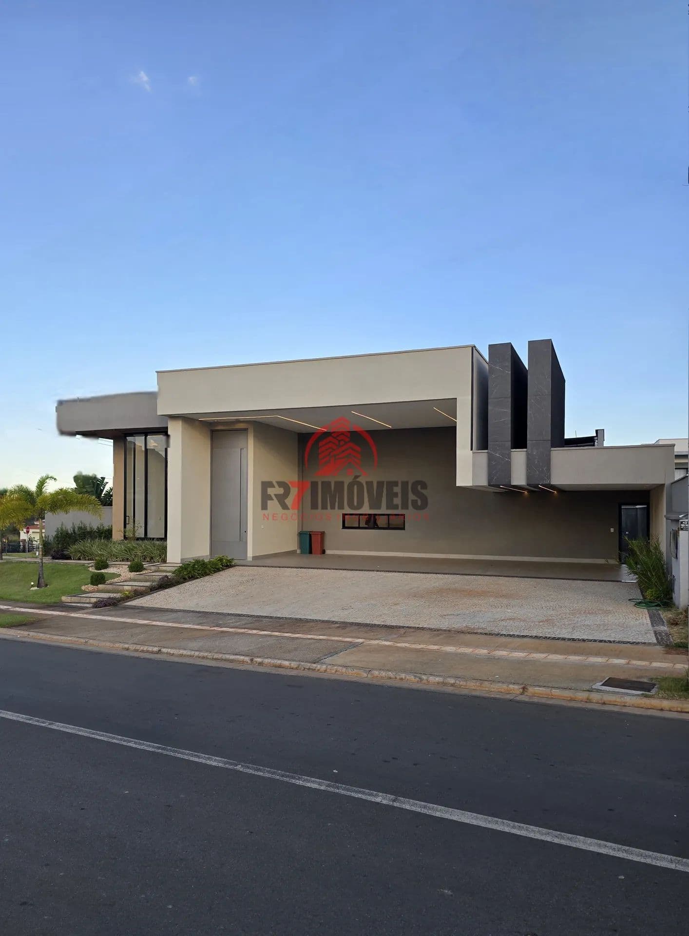 CASA ALTO PADRAO COM OFURÔ NO CONDOMÍNIO VILLAGIO TOSCANA GOIÂNIA GO