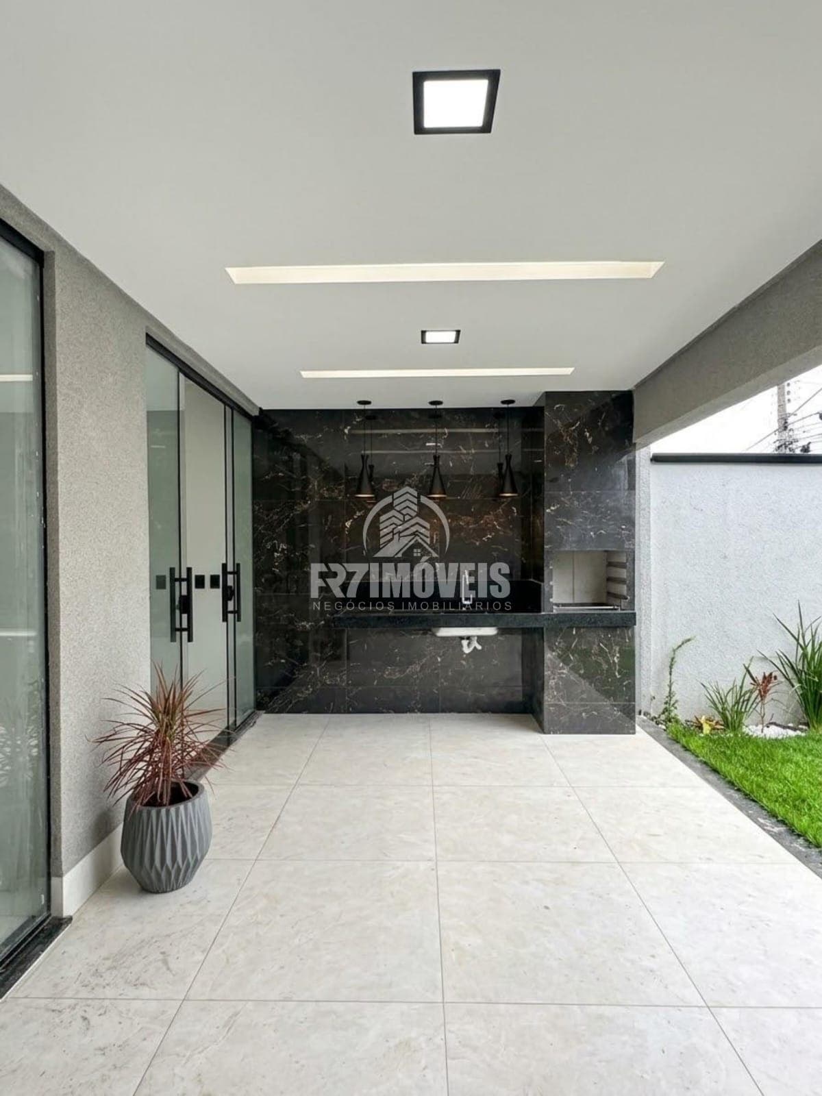 CASA 3 QUARTOS NO SETOR JARDIM FONTE NOVA - GOIÂNIA GO