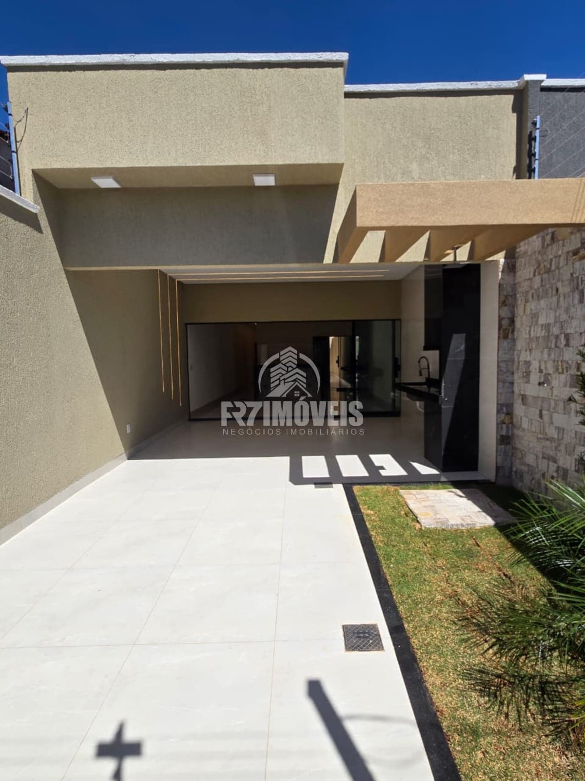 CASA NO SETOR RECANTO DO BOSQUE - GOIÂNIA/GO