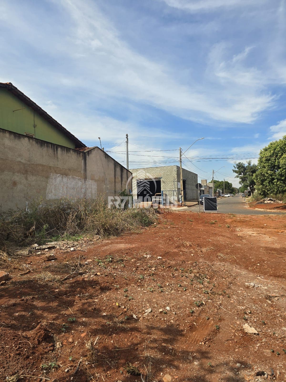 LOTE NO SETOR RESIDENCIAL SHANGRILA - GOIÂNIA/GO