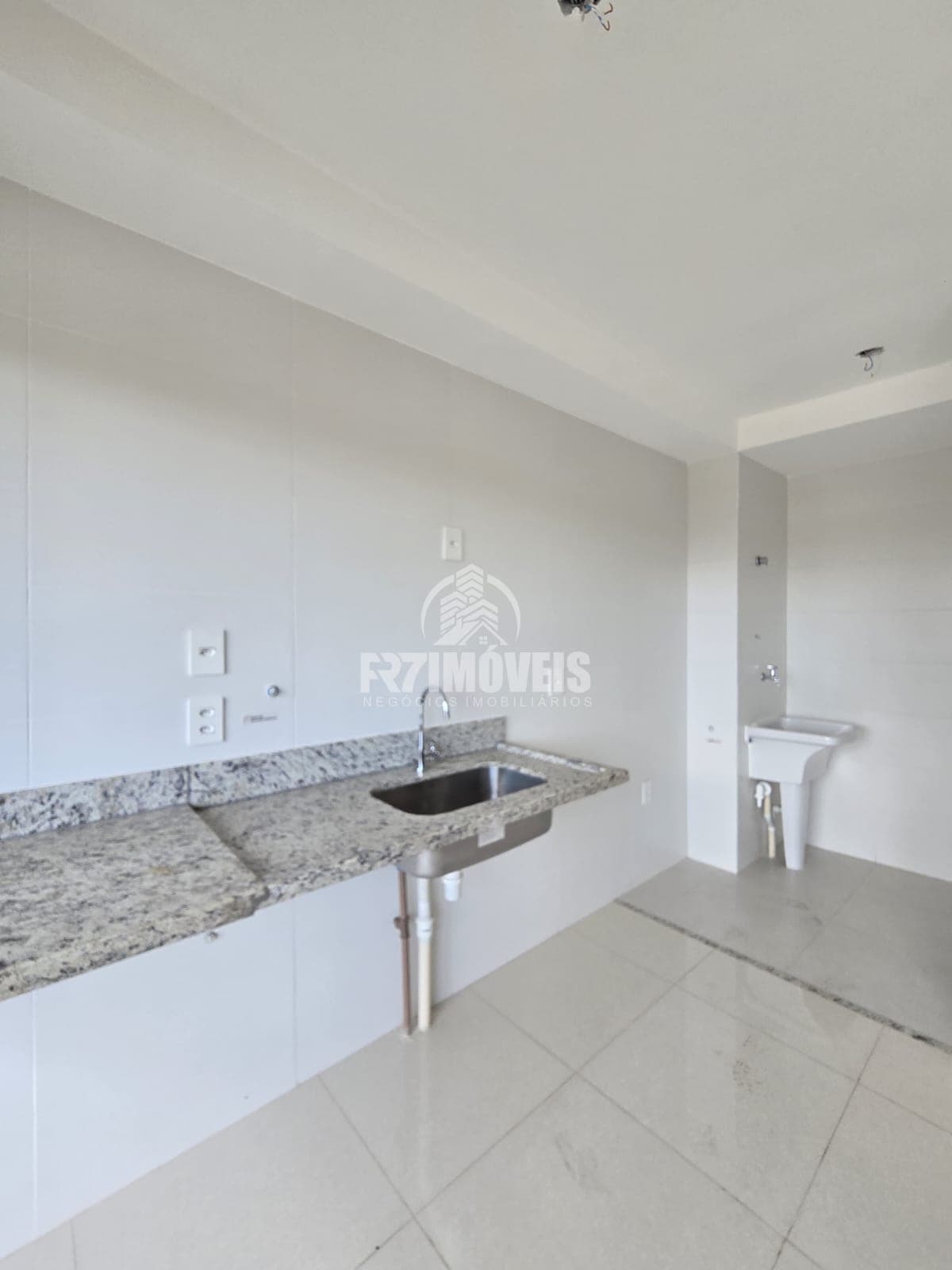 APARTAMENTO 2Q - DGN - NO SETOR CRIMEIA OESTE - GOIÂNIA/GO
