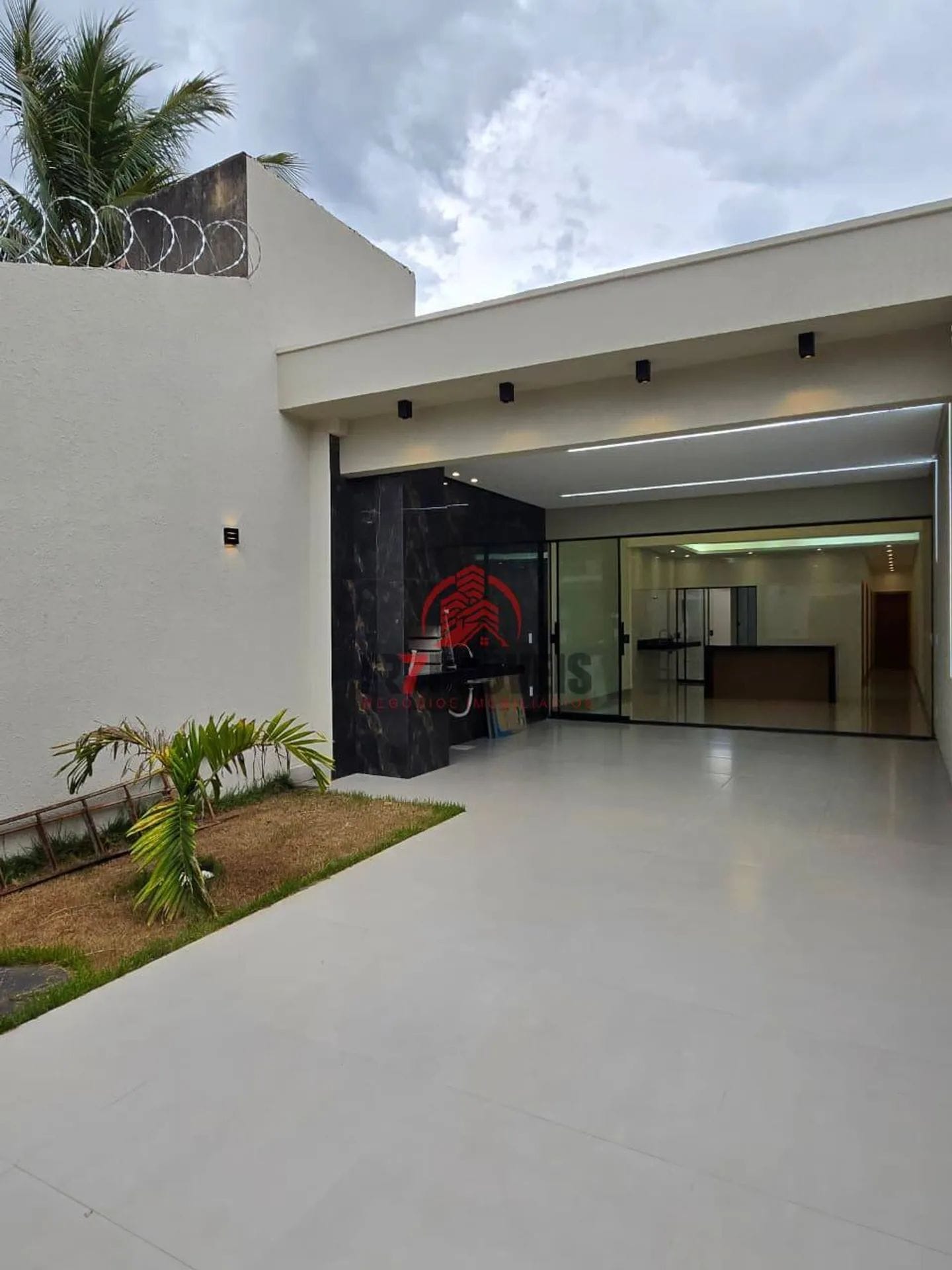CASA COM MELHOR PREÇO E LOCALIZAÇÃO NO SETOR RECANTO DO BOSQUE - GOIÂNIA/GO