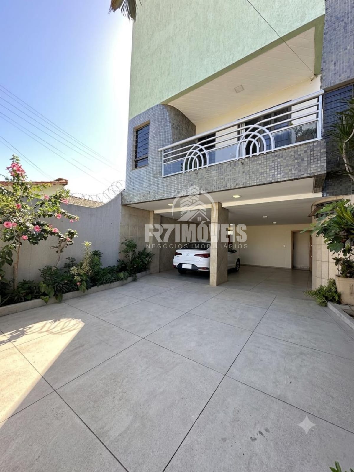 IMÓVEL RESIDENCIAL E COMERCIAL NA VILA JOÃO VAZ - GOIÂNIA/GO