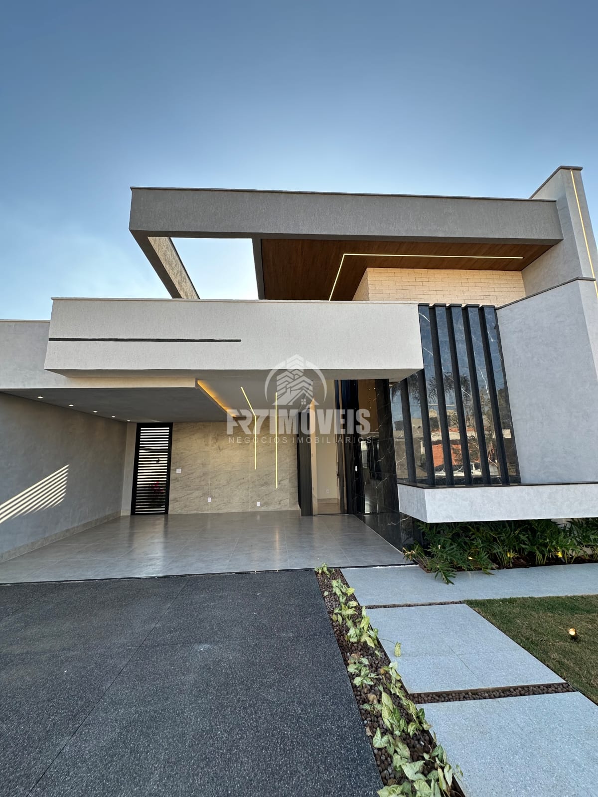 CASA NO PARQVILLE JACARANDÁ - APARECIDA DE GOIÂNIA/GO