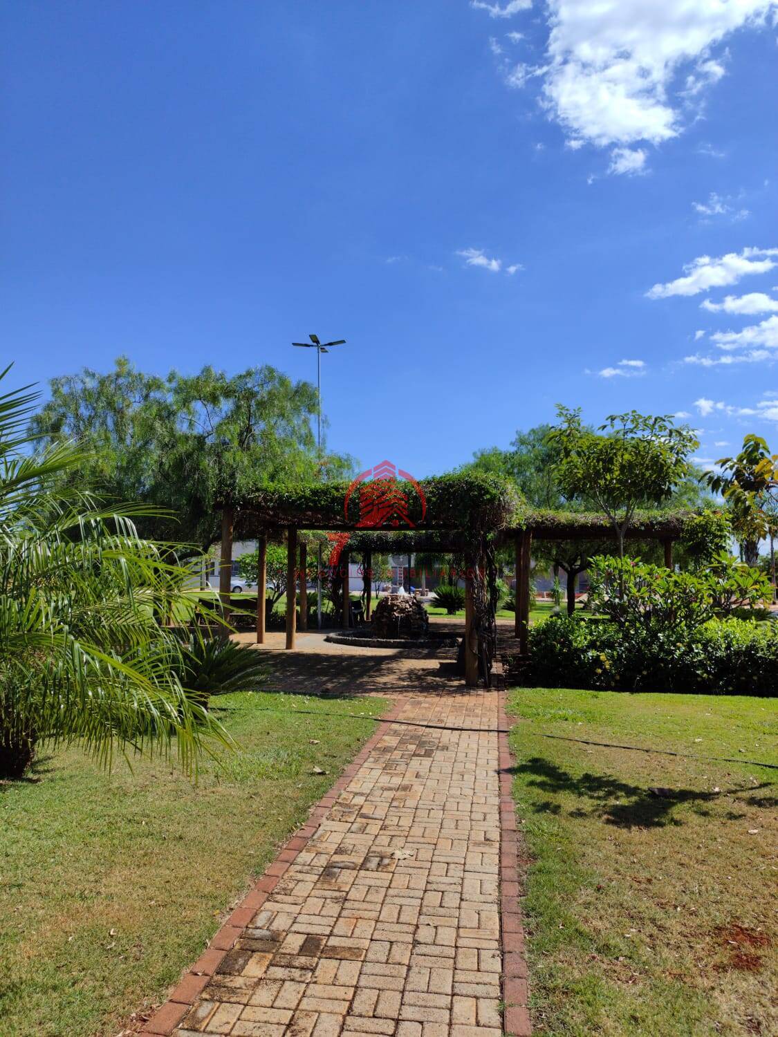 LOTE NO CONDOMÍNIO VILLAGIO BAIOCCHI - GOIANIRA / GO