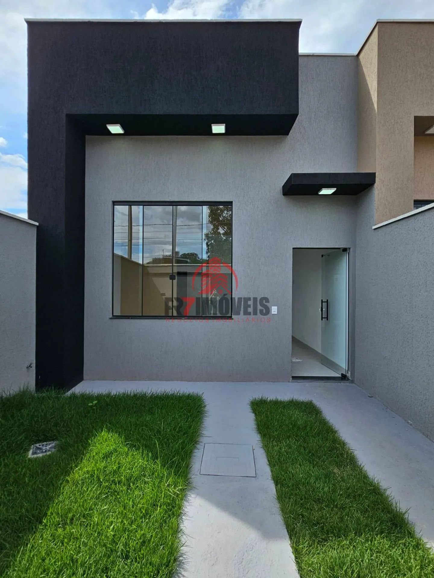 CASA NO RESIDENCIAL ELIZENE SANTANA – GOIÂNIA/GO