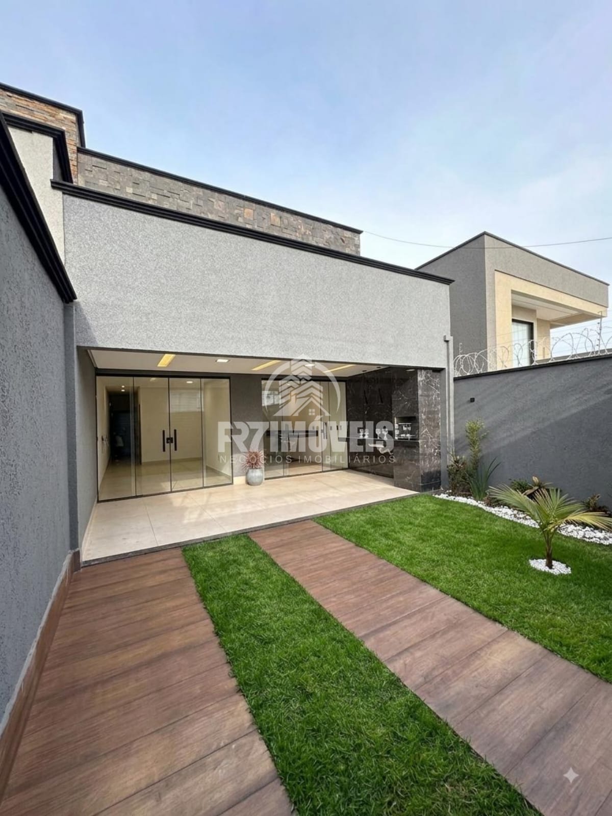 CASA NO SETOR JARDIM FONTE NOVA - GOIÂNIA/GO