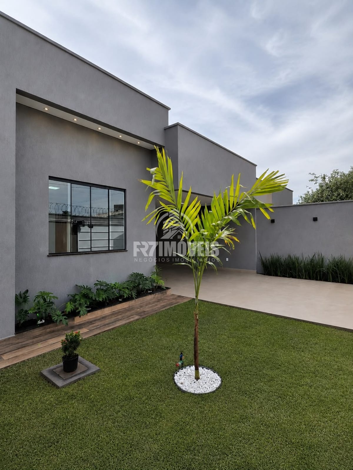 CASA NO SETOR RESIDENCIAL PARAÍSO - GOIÂNIA/GO