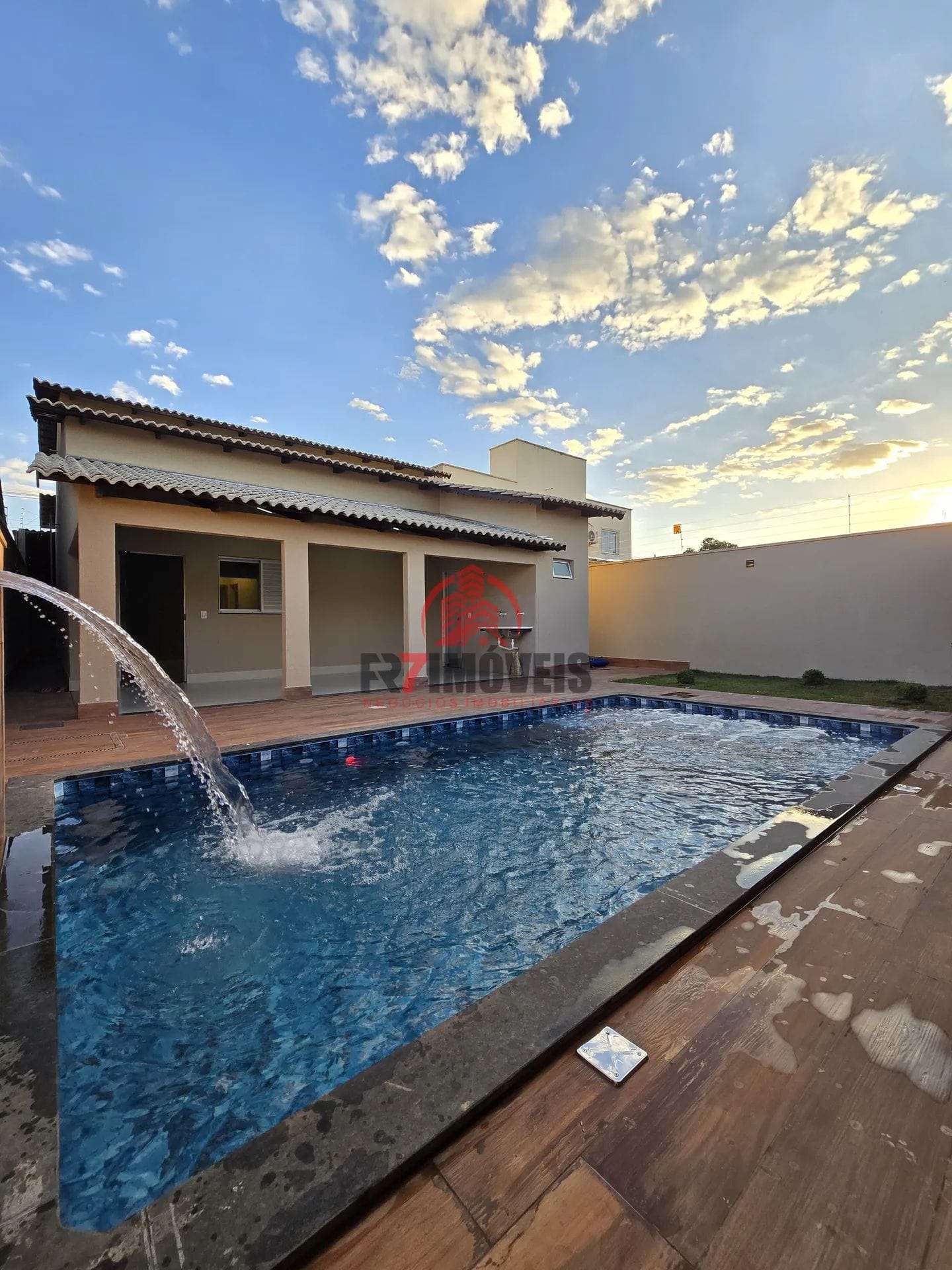 ÓTIMA CASA 3Q/1S SOZINHA NO LOTE - RESIDENCIAL BRISAS DA MATA - GOIÂNIA/GO