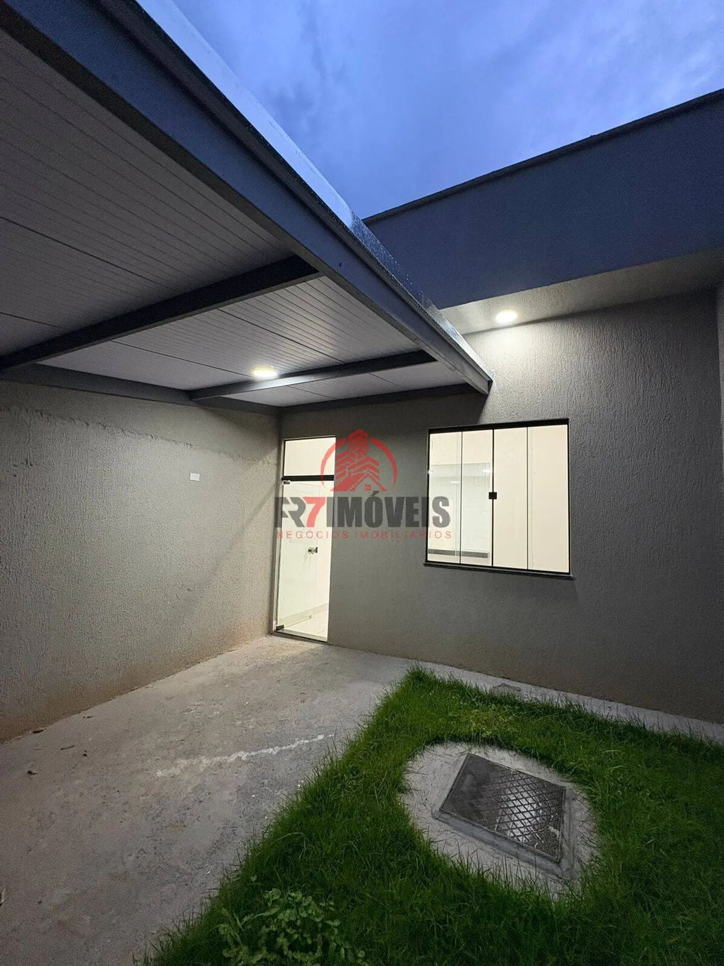 CASA NO SETOR ANTÔNIO CARLOS PIRES - GOIÂNIA/GO