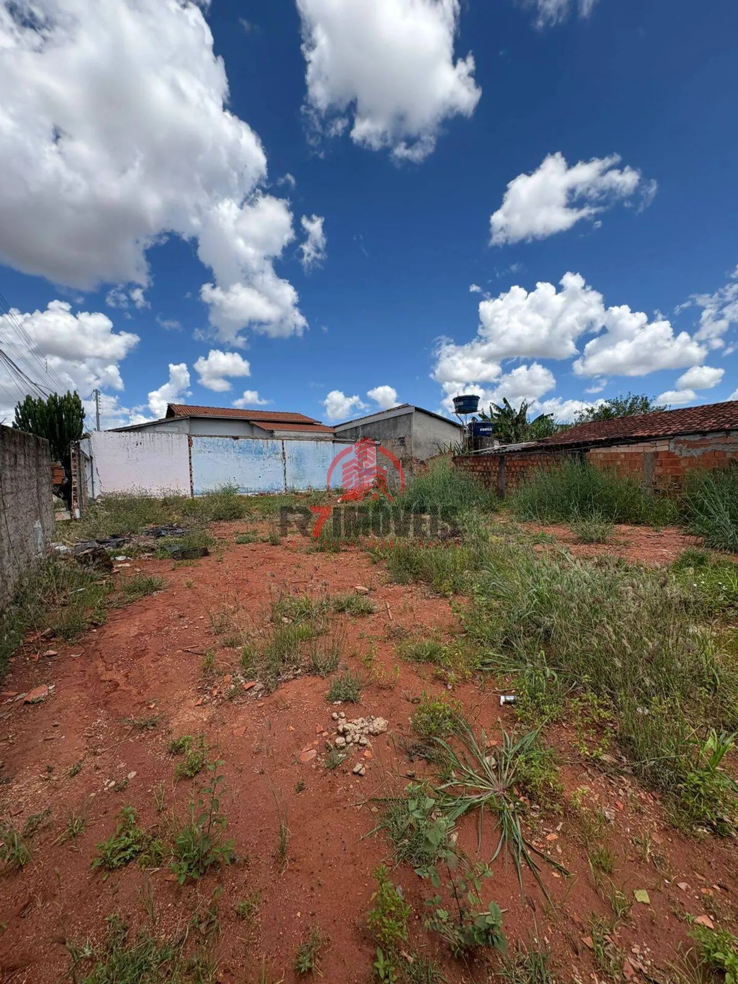 LOTE DE ESQUINA NO JARDIM CURITIBA – GOIÂNIA/GO