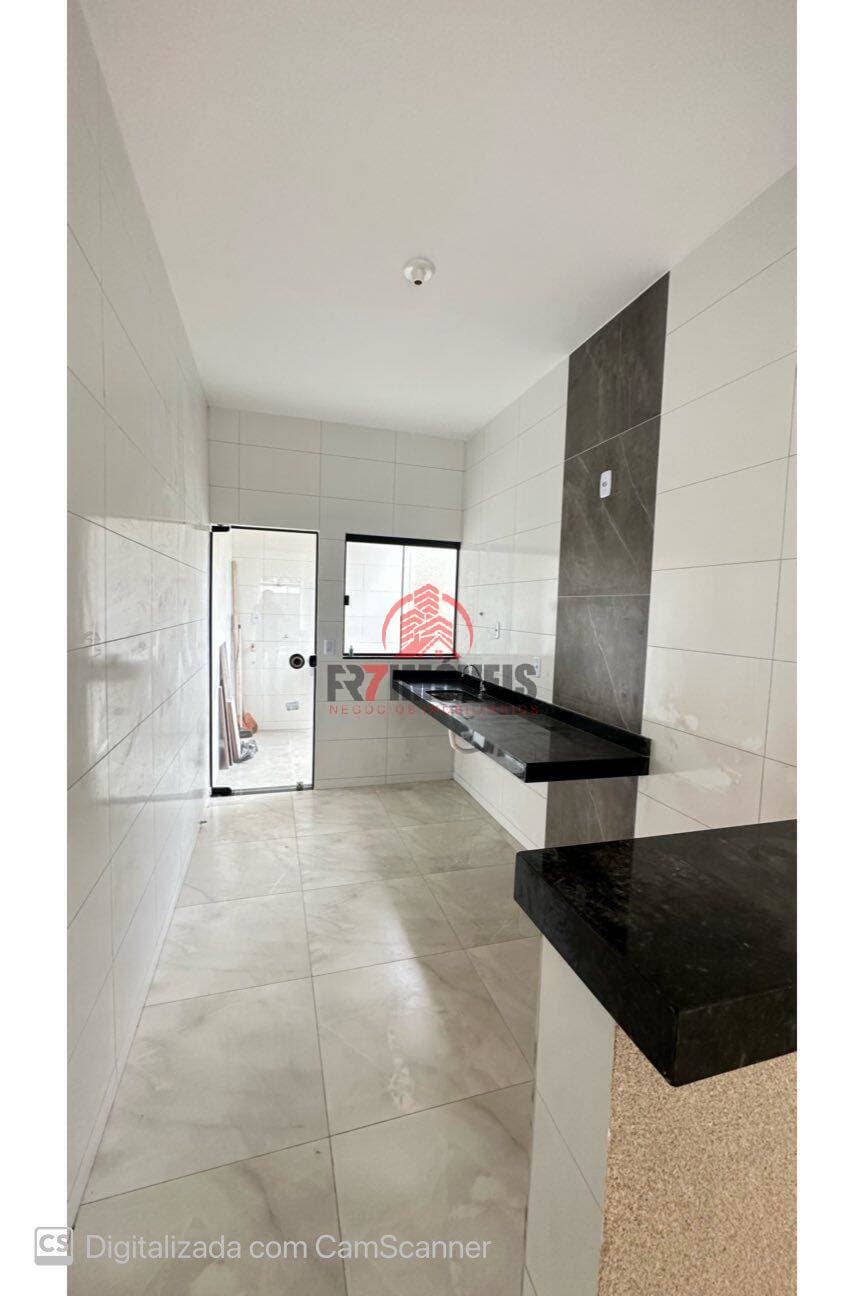 CASA COM ÓTIMA LOCALIZAÇÃO NO RESIDENCIAL PARAISO - GOIÂNIA / GO