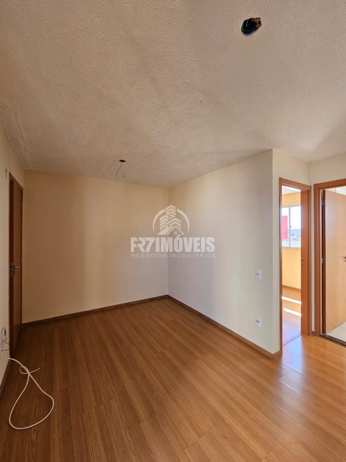 APARTAMENTO NO CONDOMÍNIO GRAN VALENCE - GOIÂNIA/GO
