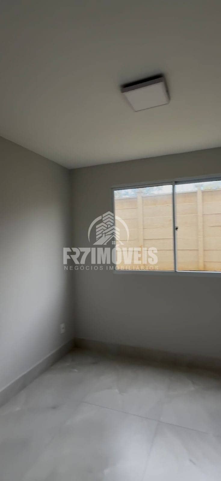 APARTAMENTO EM CONDOMÍNIO NO SETOR GRAJAÚ - GOIÂNIA/GO
