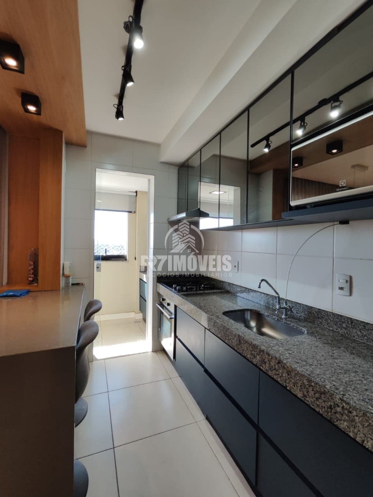 APARTAMENTO LA VITA RESIDENCE NO SETOR SANTA GENOVEVA - GOIÂNIA/GO